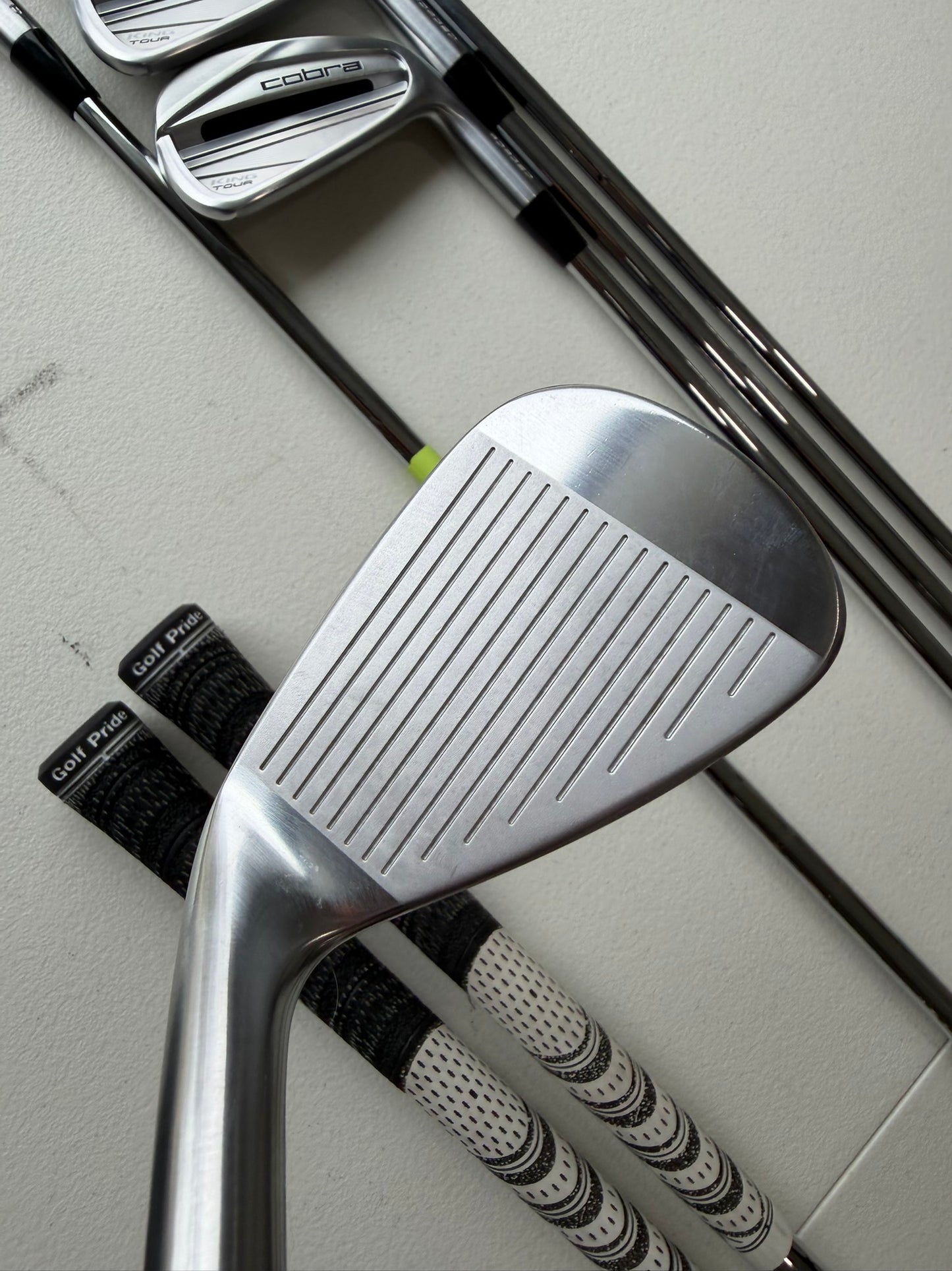 Photo of Cobra 2023 KING Tour Iron Set Regular Flex Ns Pro 950Gh
