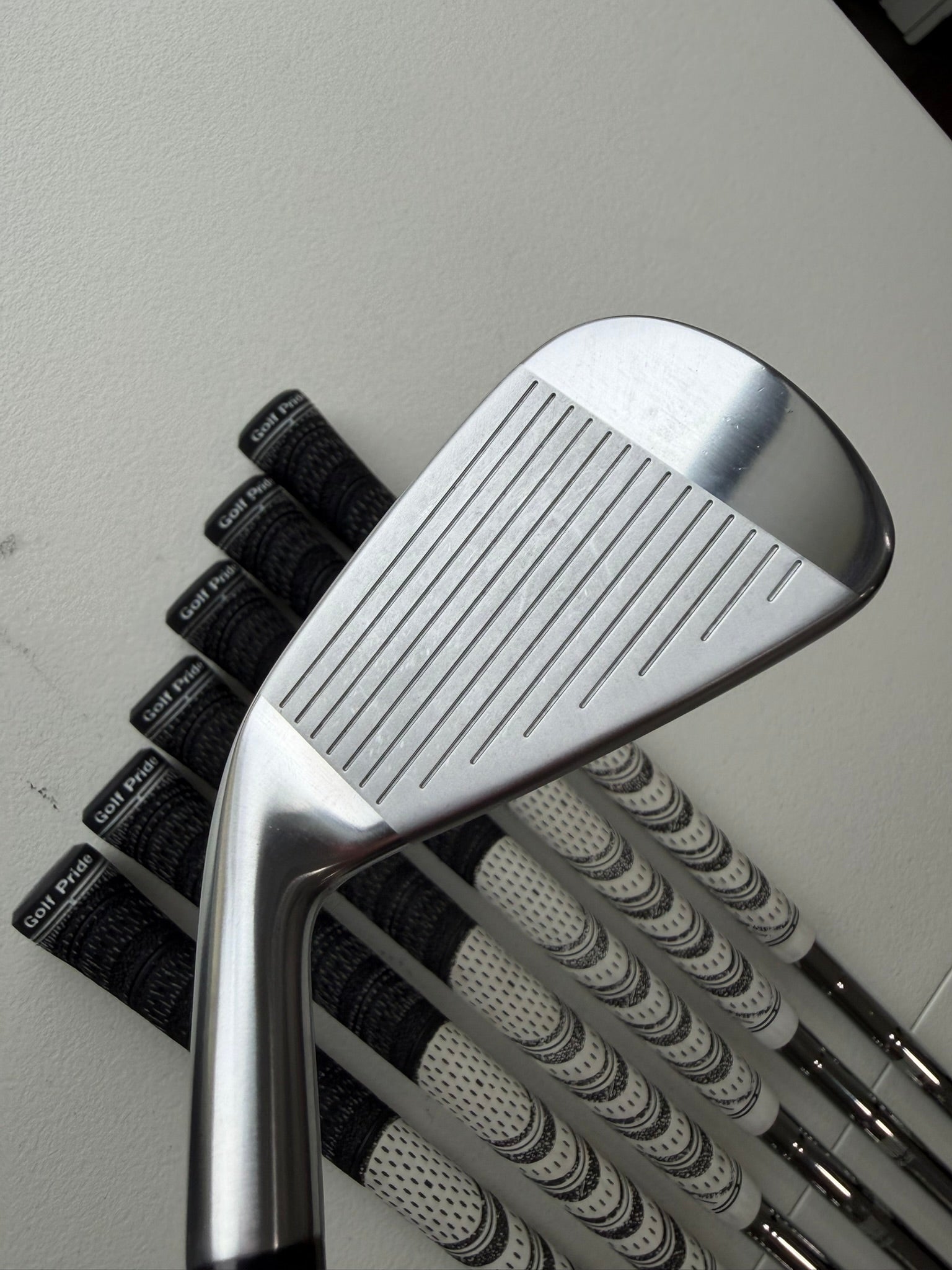 Photo of Cobra 2023 KING Tour Iron Set Regular Flex Ns Pro 950Gh
