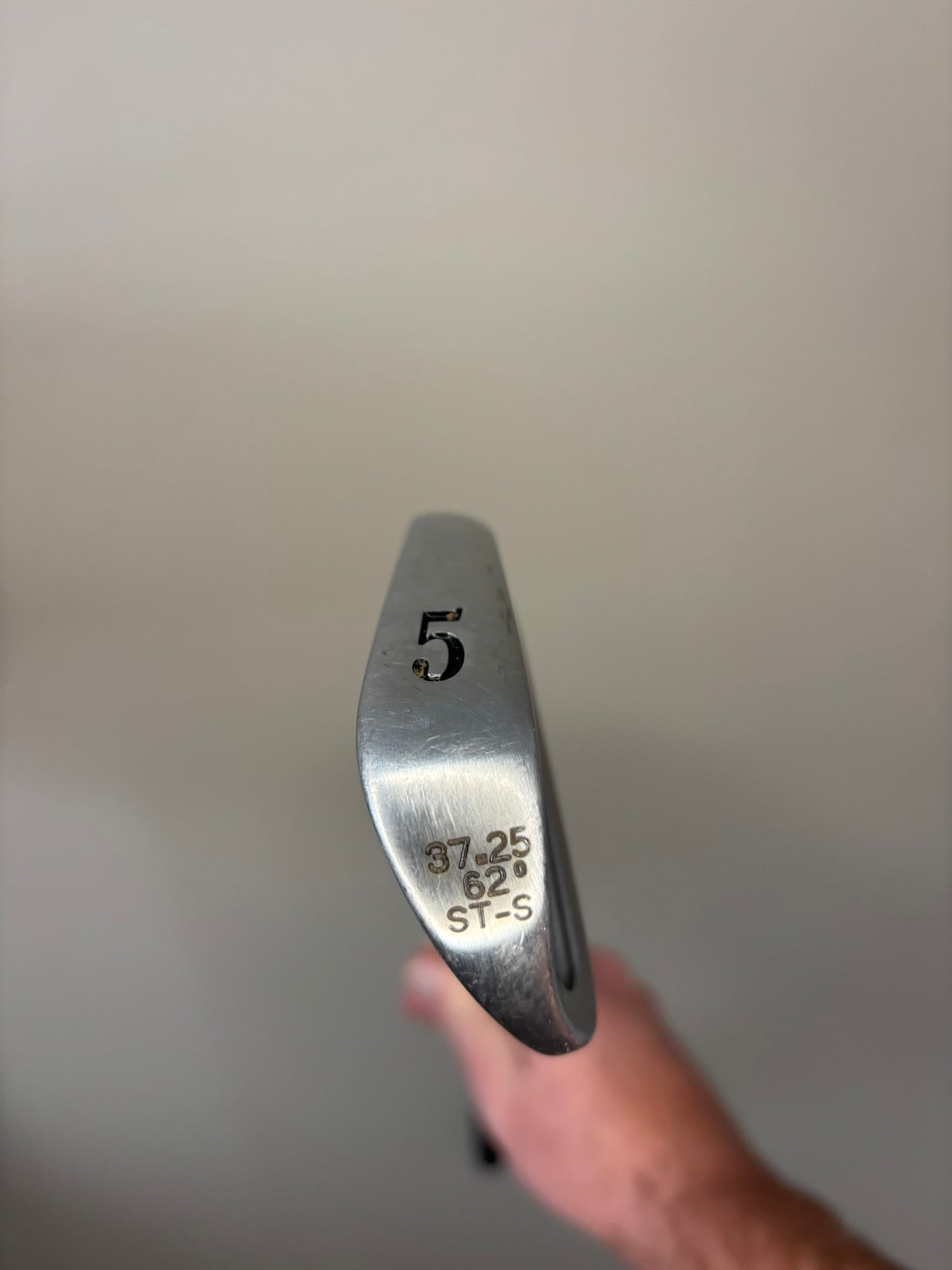 Titleist DCI 981 5-Iron TriSpec Steel Stiff Flex 37.25″ NICE