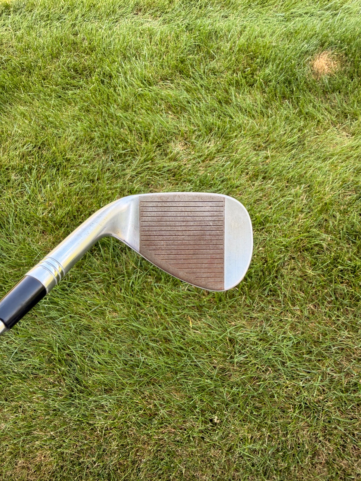 TaylorMade Milled Grind 2 Chrome Sand Wedge 56° / 12 DG Stiff Flex 35" NICE — photo 2