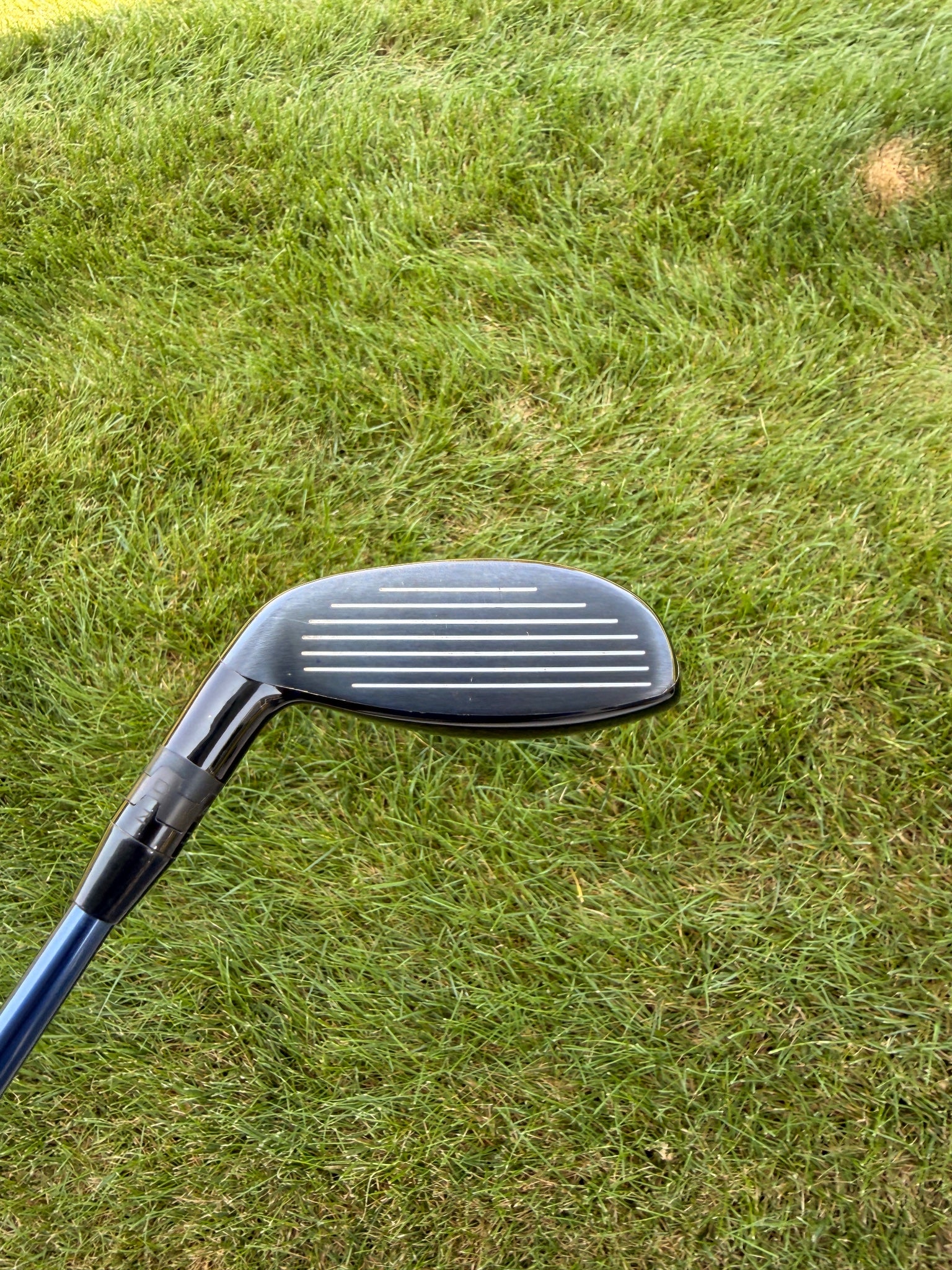 Titleist 910 H 3 Hybrid 19° Diamana Blue 80g Stiff Flex 40.5" NICE — photo 2
