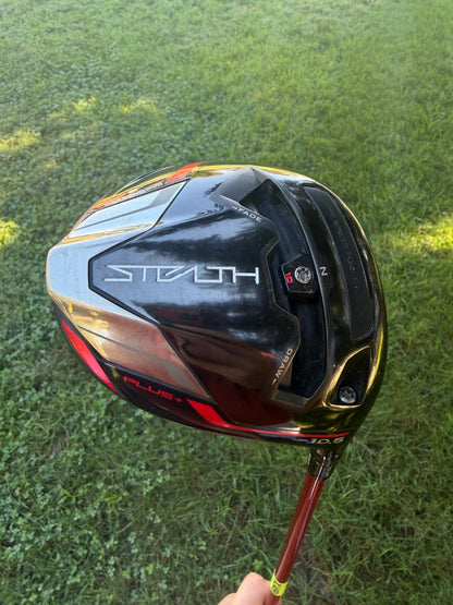 TaylorMade Stealth Plus Driver 10.5° Speeder NX Red Regular Flex 44.75" +HC NICE