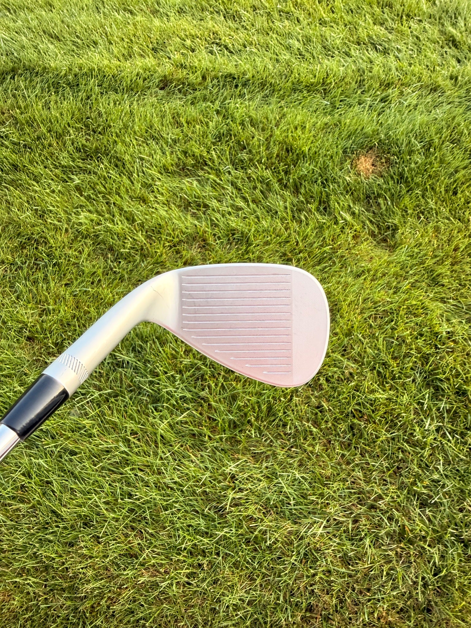 Titleist 2009 Vokey Spin Milled Chrome Gap Wedge 52° / 8 DG Stiff Flex 36" MINT — photo 2