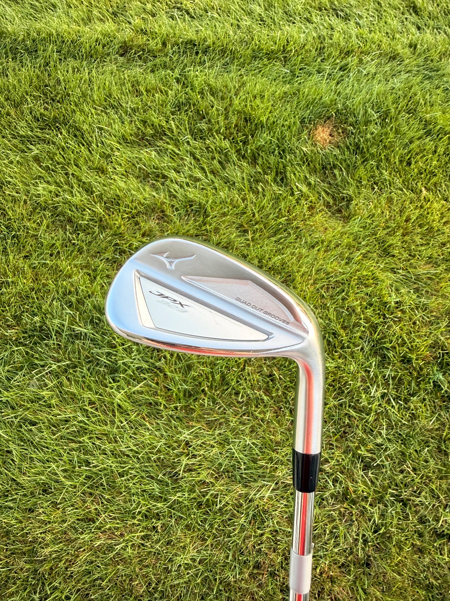 Mizuno JPX 923 Hot Metal Gap Wedge Dynamic Gold Regular Flex 35.5" MINT