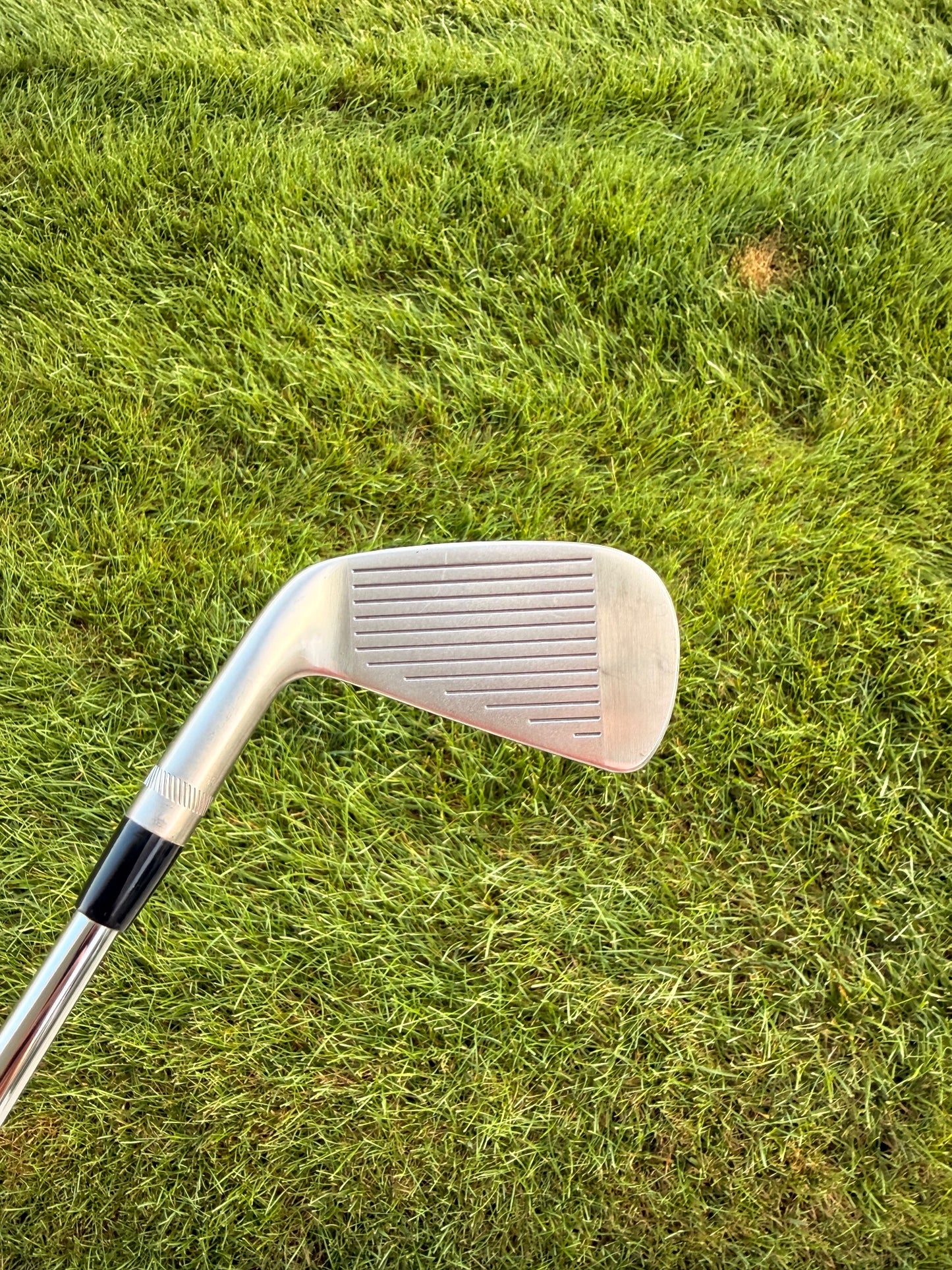 Titleist DCI 990 B 2-Iron Dynamic Gold Stiff Flex 39.5" NICE — photo 2