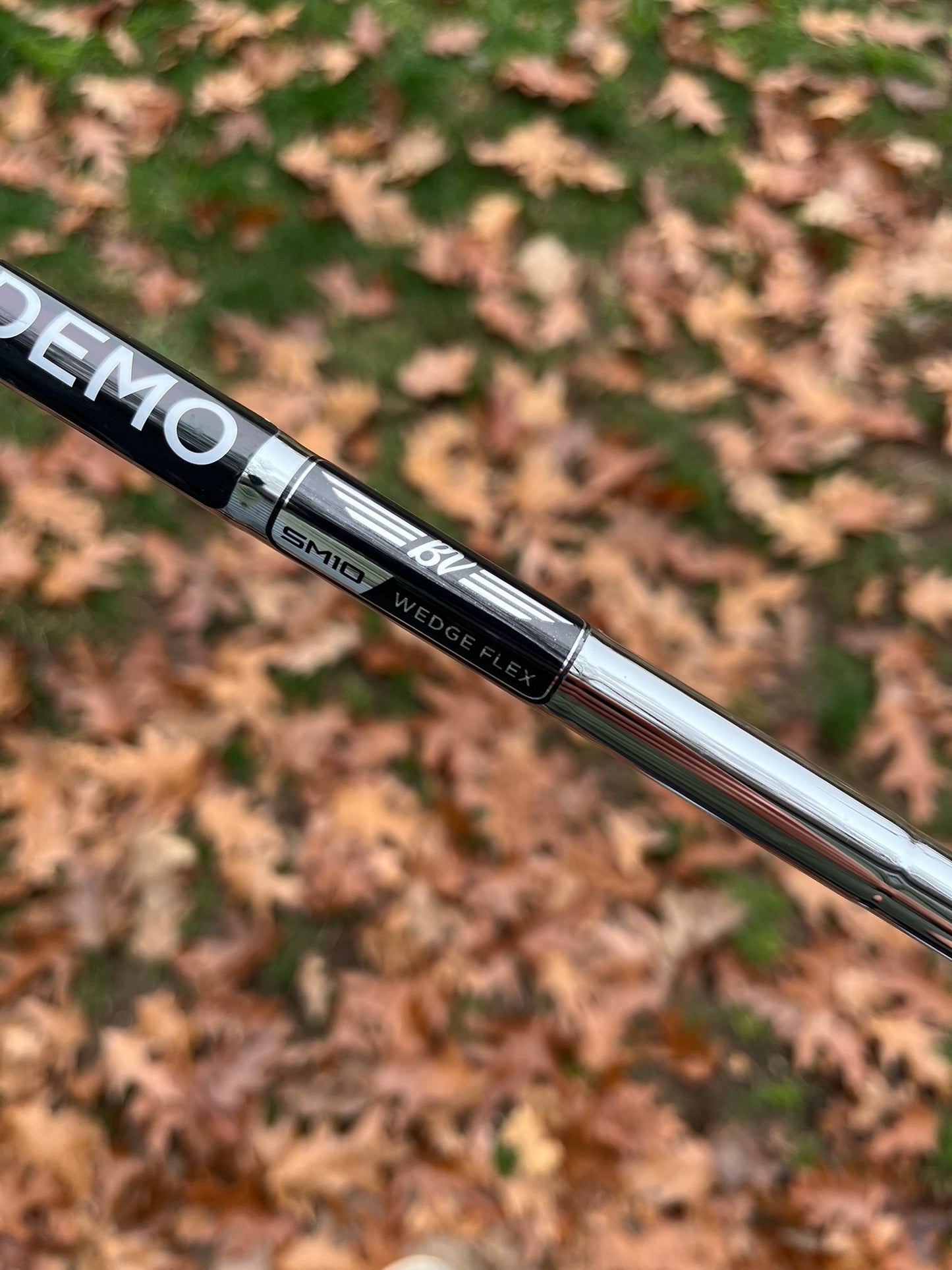 Titleist Vokey SM10 Tour Chrome Sand Wedge 56° / 8 Wedge Flex 35.5″ NICE