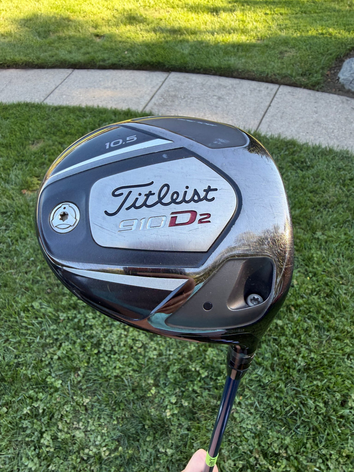 Titleist 910 D2 Driver 10.5° Project X 7C3 Stiff Flex 44.75" +HC NICE