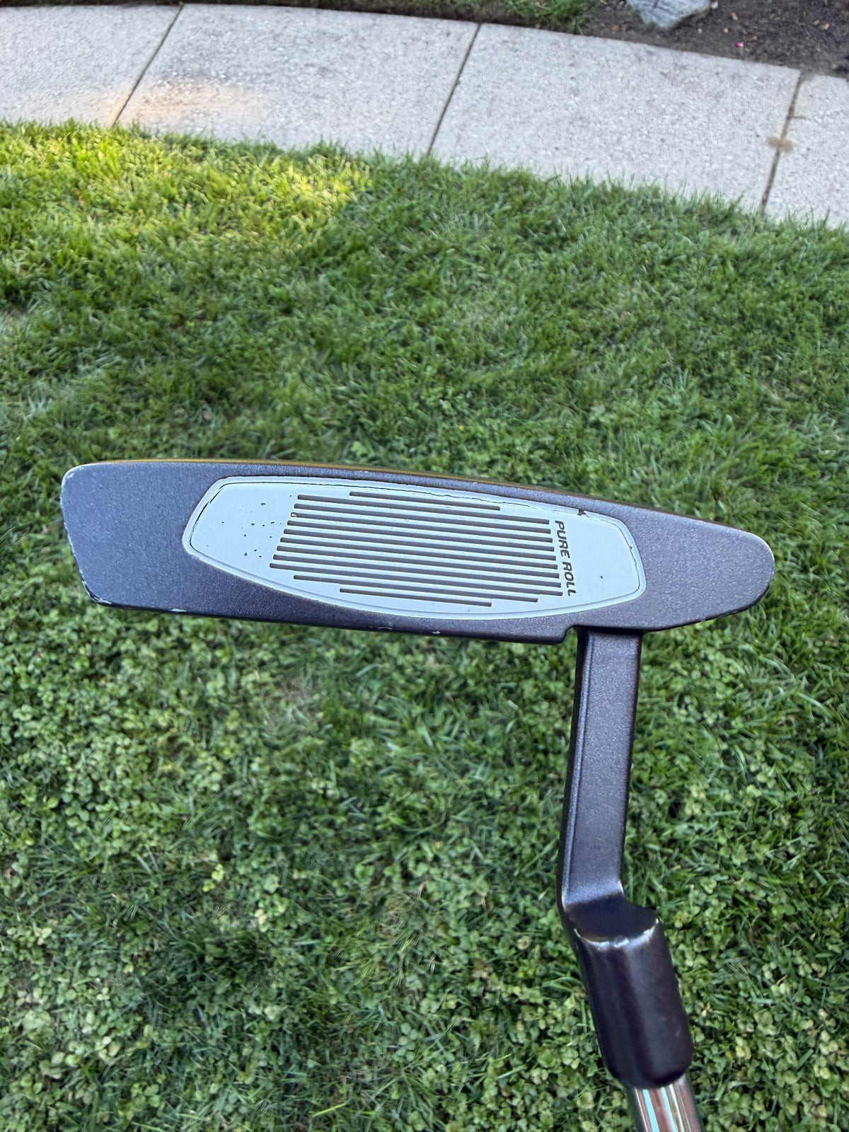 TaylorMade White Smoke IN12 Black Putter Lefty 35" +HC NICE — photo 2