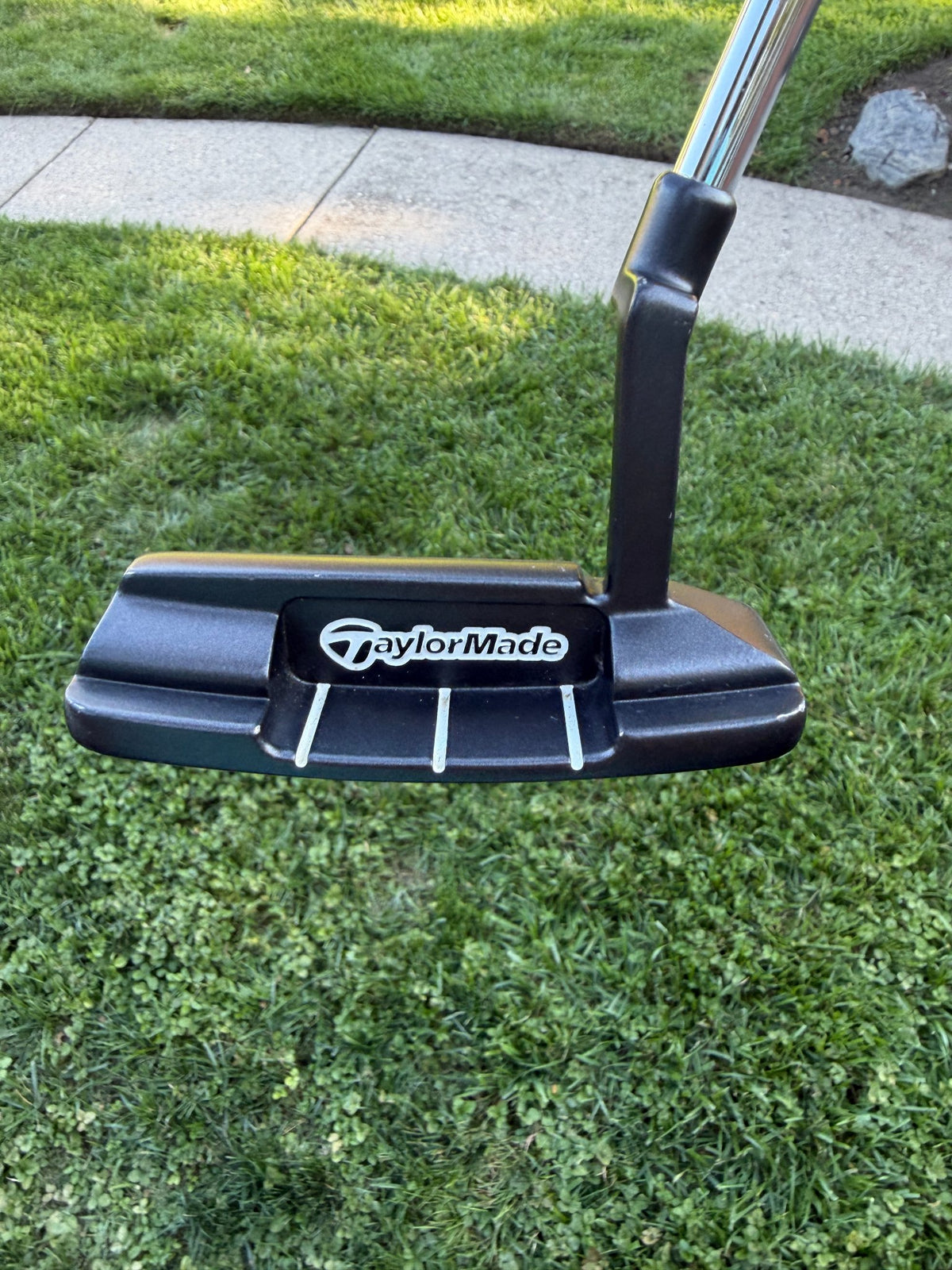 TaylorMade White Smoke IN12 Black Putter Lefty 35" +HC NICE — photo 5