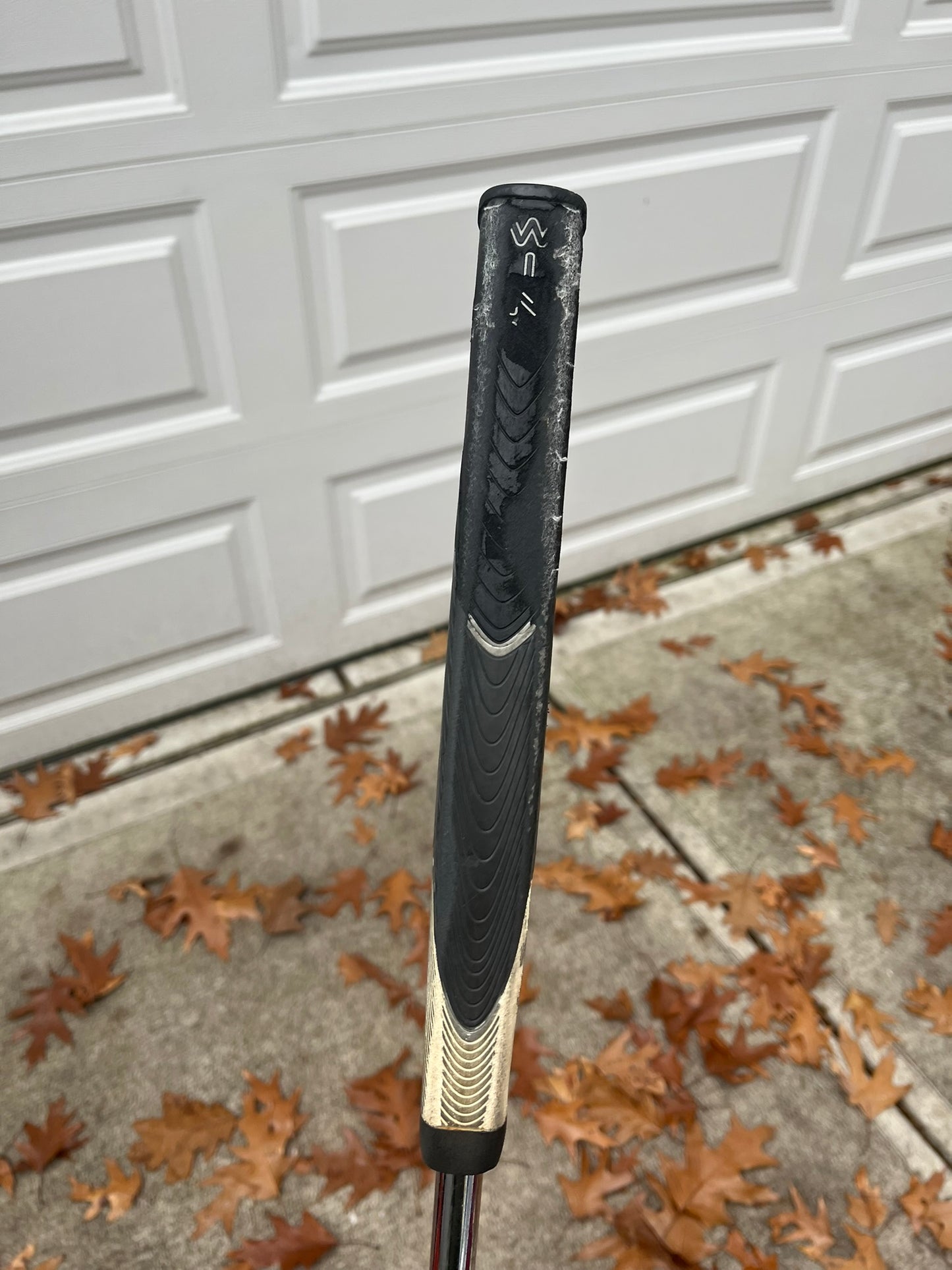 Odyssey White Hot XG 2-Ball SRT Putter Lefty 35″