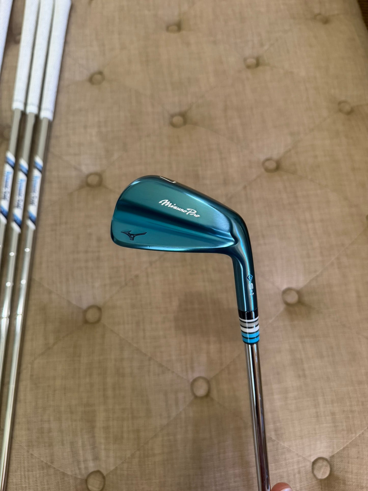 Mizuno Pro Iceberg Limited Edition S-1/S-3 Iron Set 3-PW S400 Stiff Flex NICE