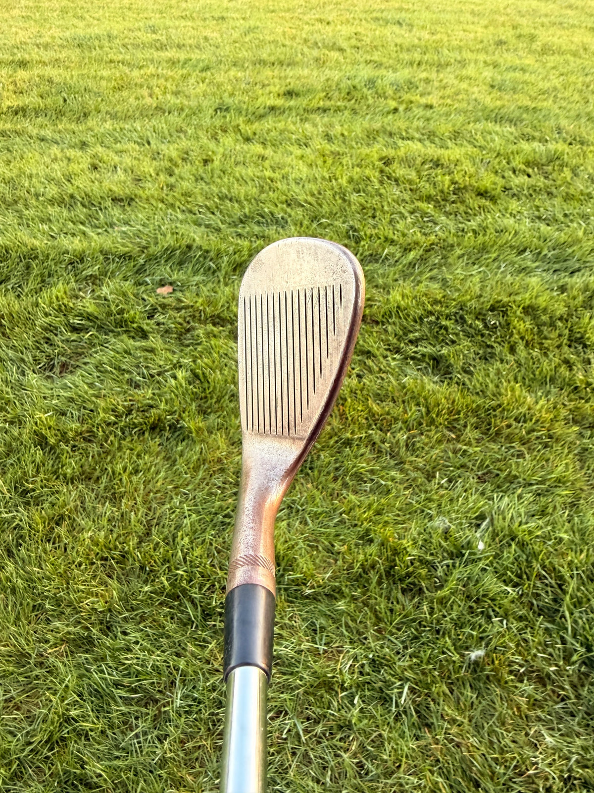 Titleist Vokey SM10 Raw Pitching Wedge 46°/10 AMT Tour White Stiff Flex 36" NICE — photo 3