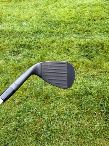 Titleist Vokey SM10 Jet Black Lob Wedge 60° / 8 Stock Wedge Flex 35" NICE — photo 2