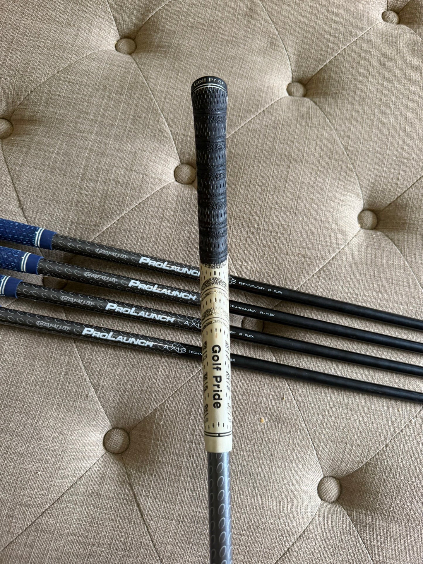 Mizuno JPX 800 Iron Set 6-PW ProLaunch Axis Regular Flex +1/4″ NICE