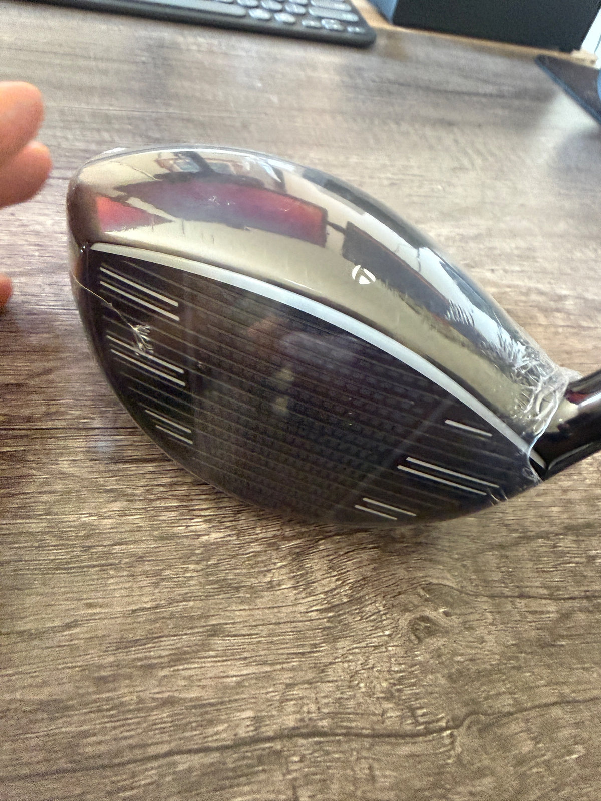 TaylorMade Qi4D Driver 9° +HC Head Only NEW — photo 3