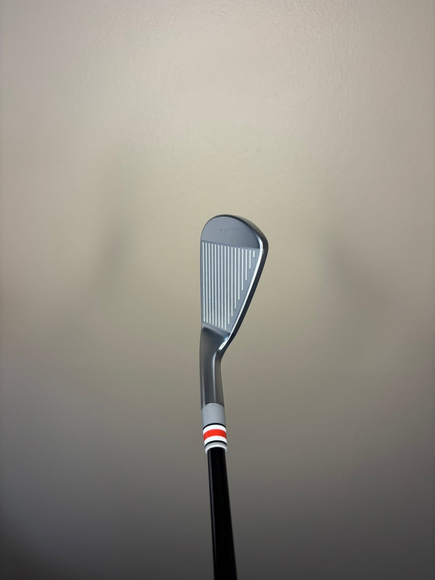 Srixon ZXi7 8-Iron KBS $-Taper 120g Stiff Flex 36″ MINT