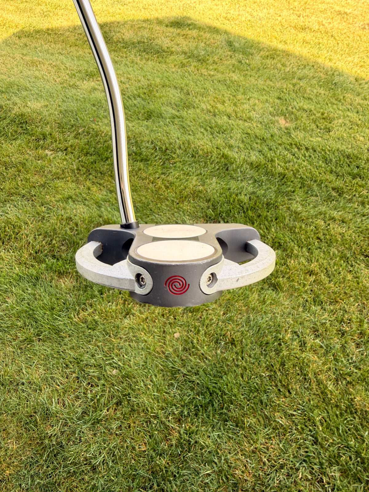 Odyssey White Steel 2-Ball SRT Putter 35" — photo 4
