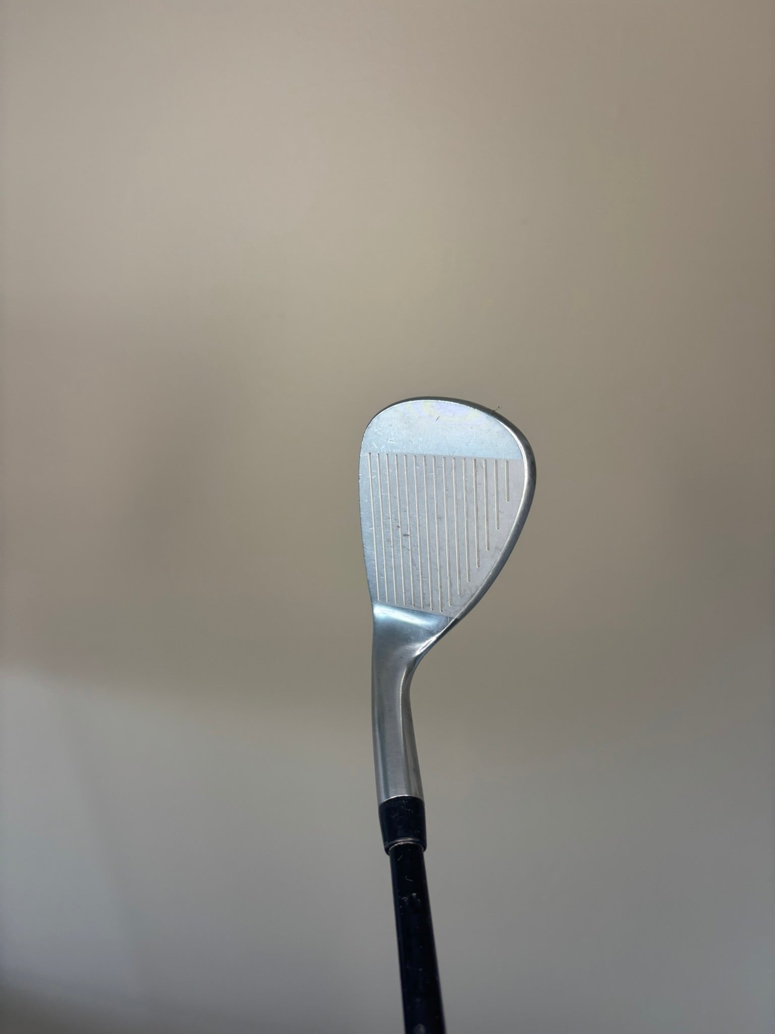 Photo of Mizuno JPX Satin Chrome Gap Wedge 52° Regular Flex Fujikura 65G