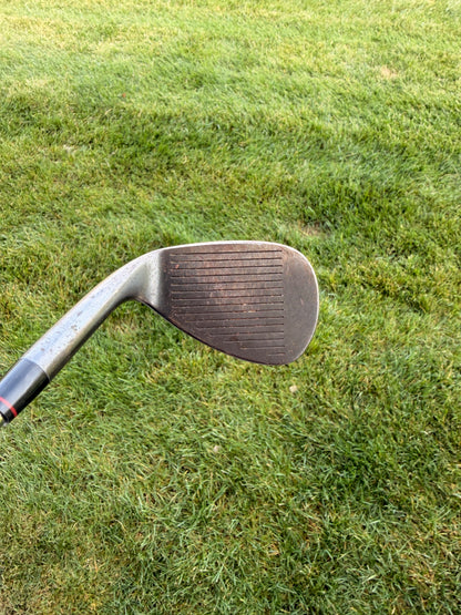 Nike Victory Red Forged Black Gap Wedge 52° / 10 Dynamic Gold Stiff Flex 36" — photo 2