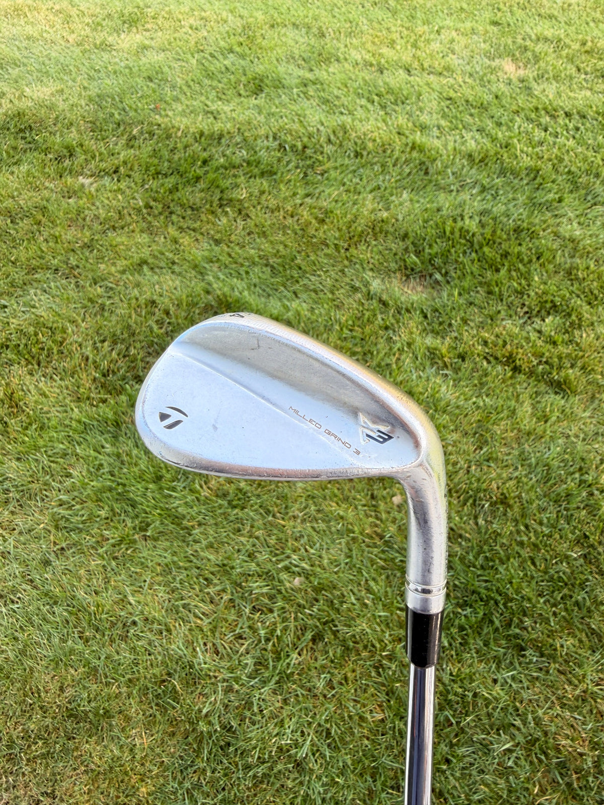 TaylorMade Milled Grind 3 Raw Chrome Sand Wedge 54° / 13 DG Stiff Flex 35.5"