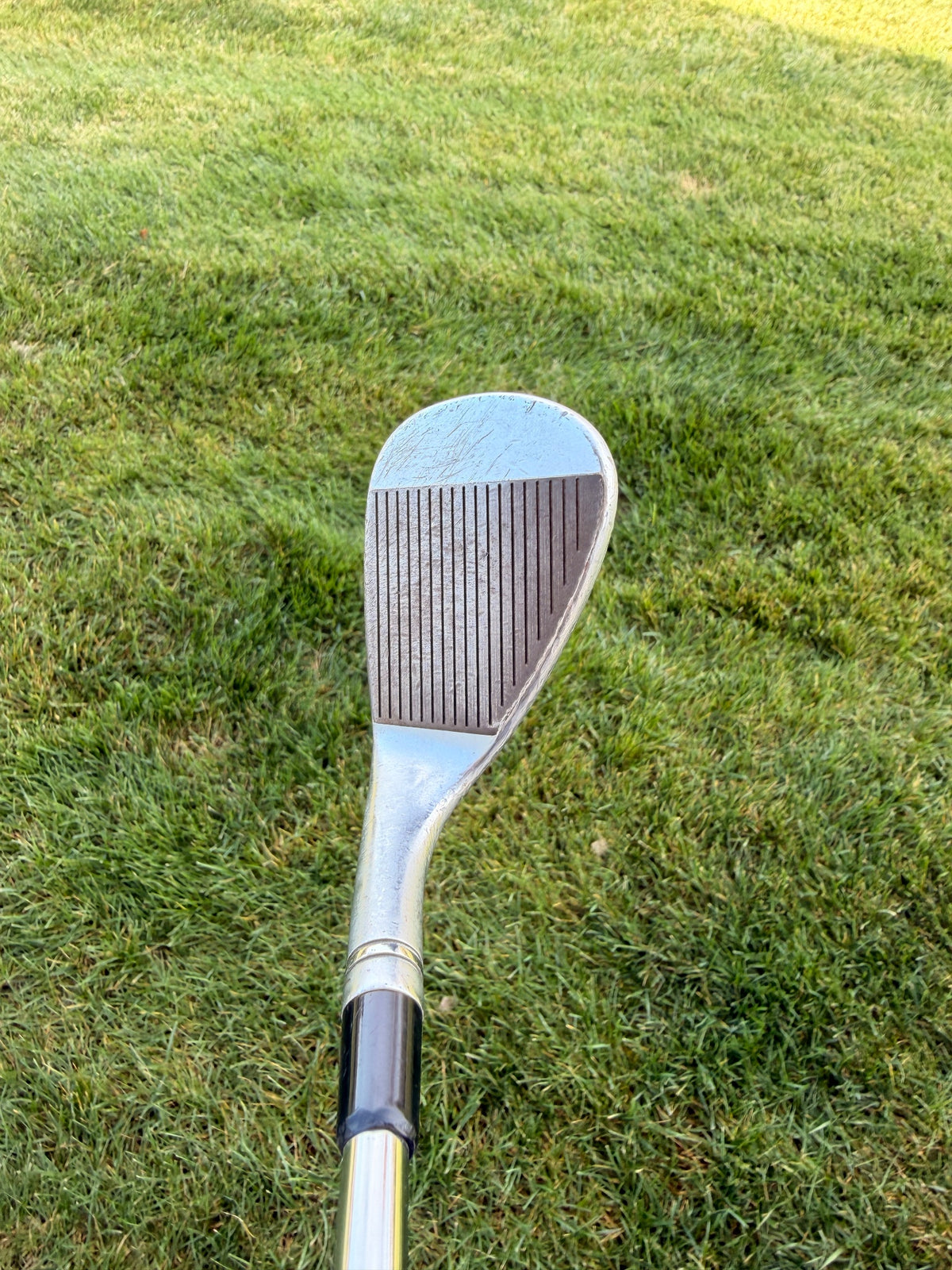 TaylorMade Milled Grind 3 Raw Chrome Sand Wedge 54° / 13 DG Stiff Flex 35.5" — photo 3