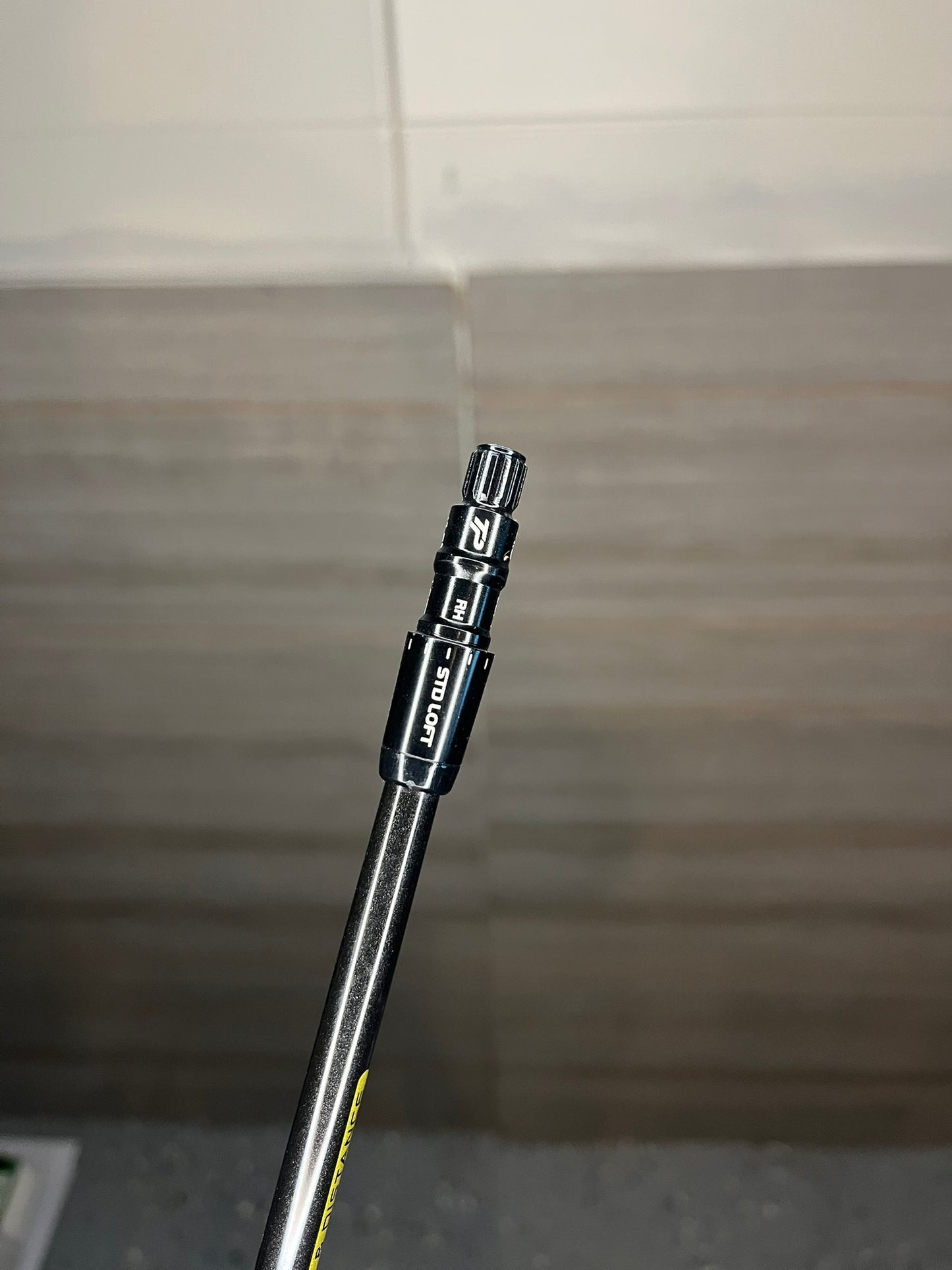 Graphite Design Tour AD CQ-7 Extra Stiff Fairway Shaft Taylormade Tip 42.25″