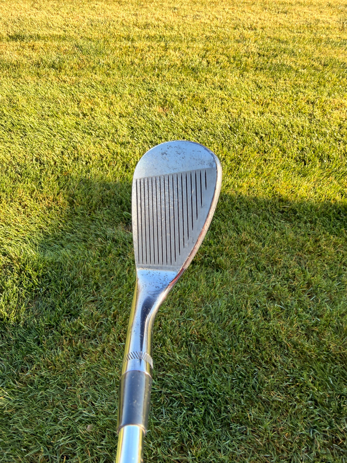 Titleist Vokey SM8 Slate Blue Sand Wedge 54° / 12 Stock Wedge Flex 35.5" — photo 3