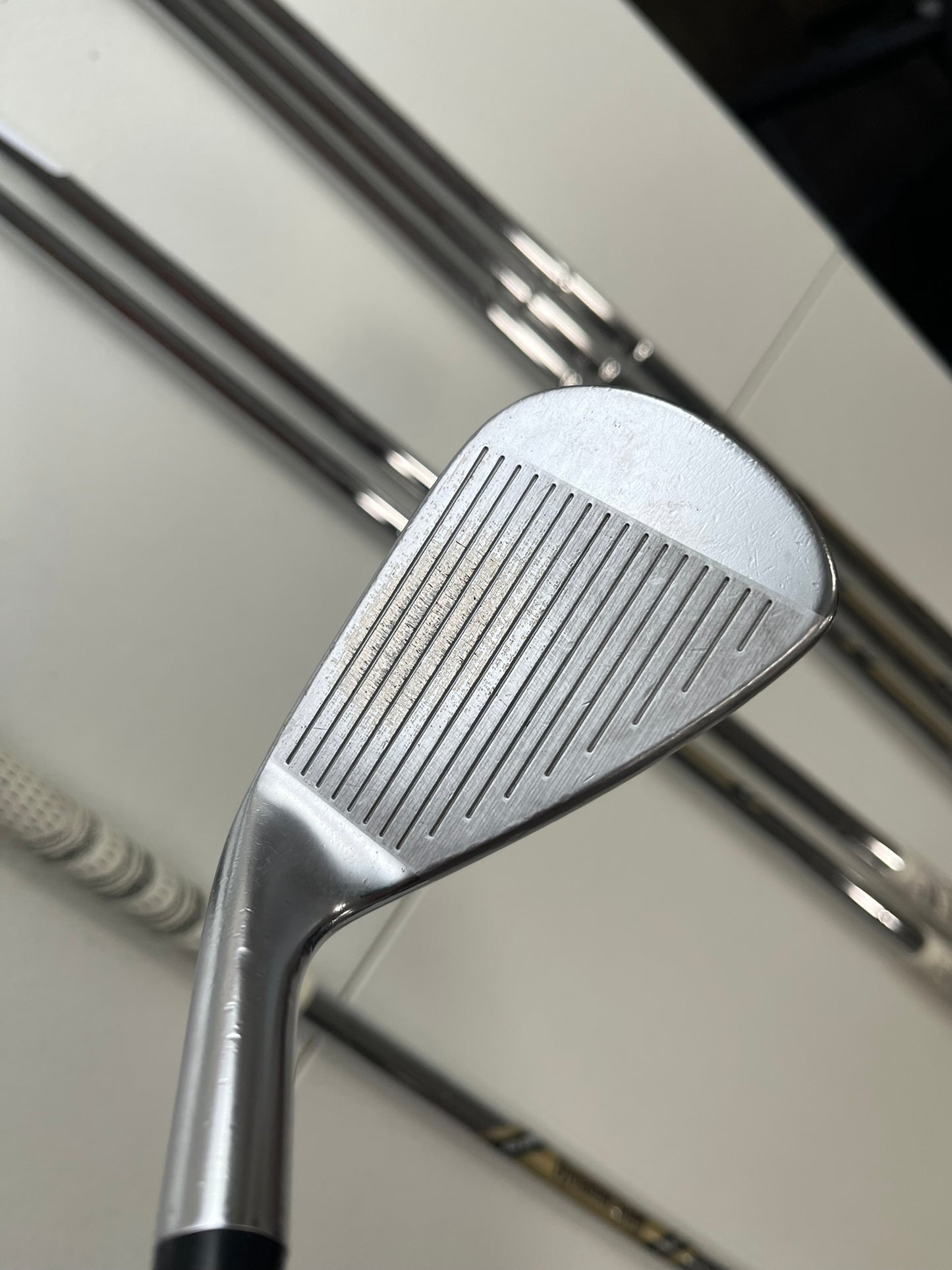 Srixon ZX7 Tour Issue Iron Set 4-PW X100 Extra Stiff Flex Standard NICE