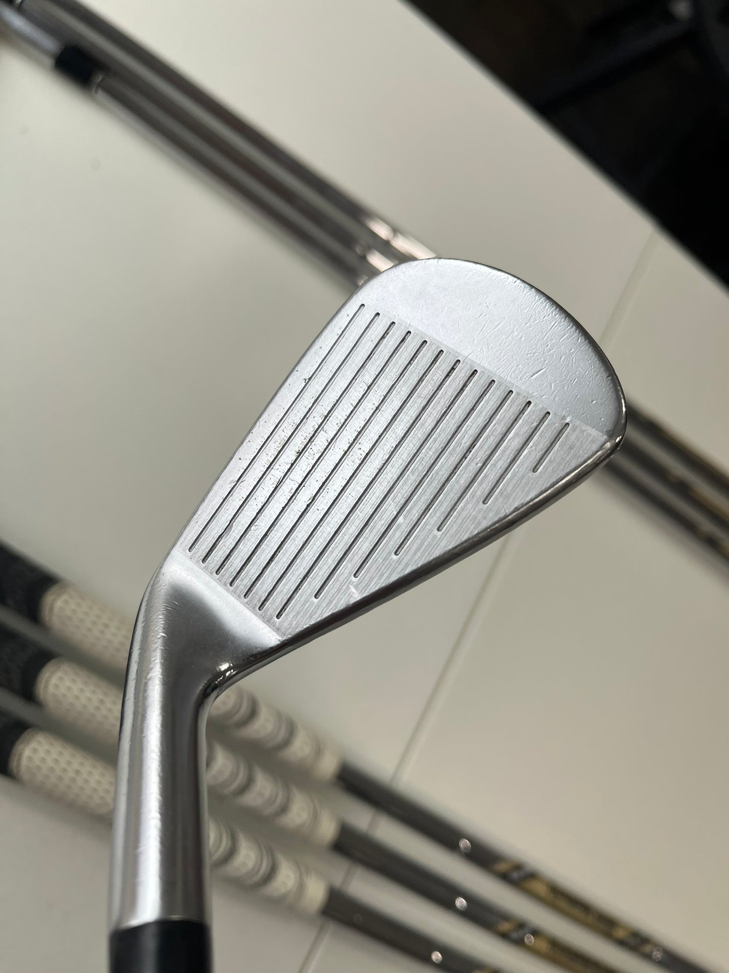 Srixon ZX7 Tour Issue Iron Set 4-PW X100 Extra Stiff Flex Standard NICE