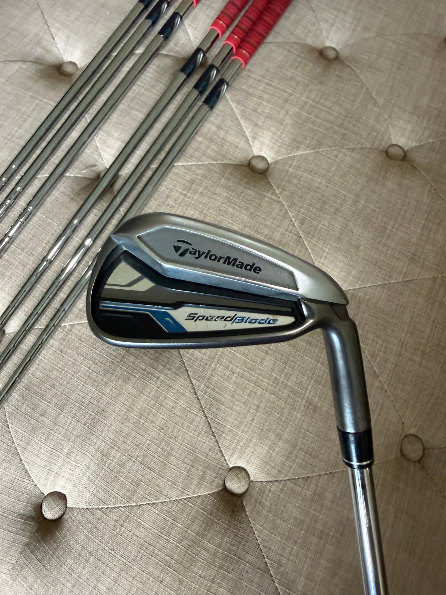 Taylormade Speedblade Iron Set 4-PW 85g Steel Stiff Flex +1/4" NICE