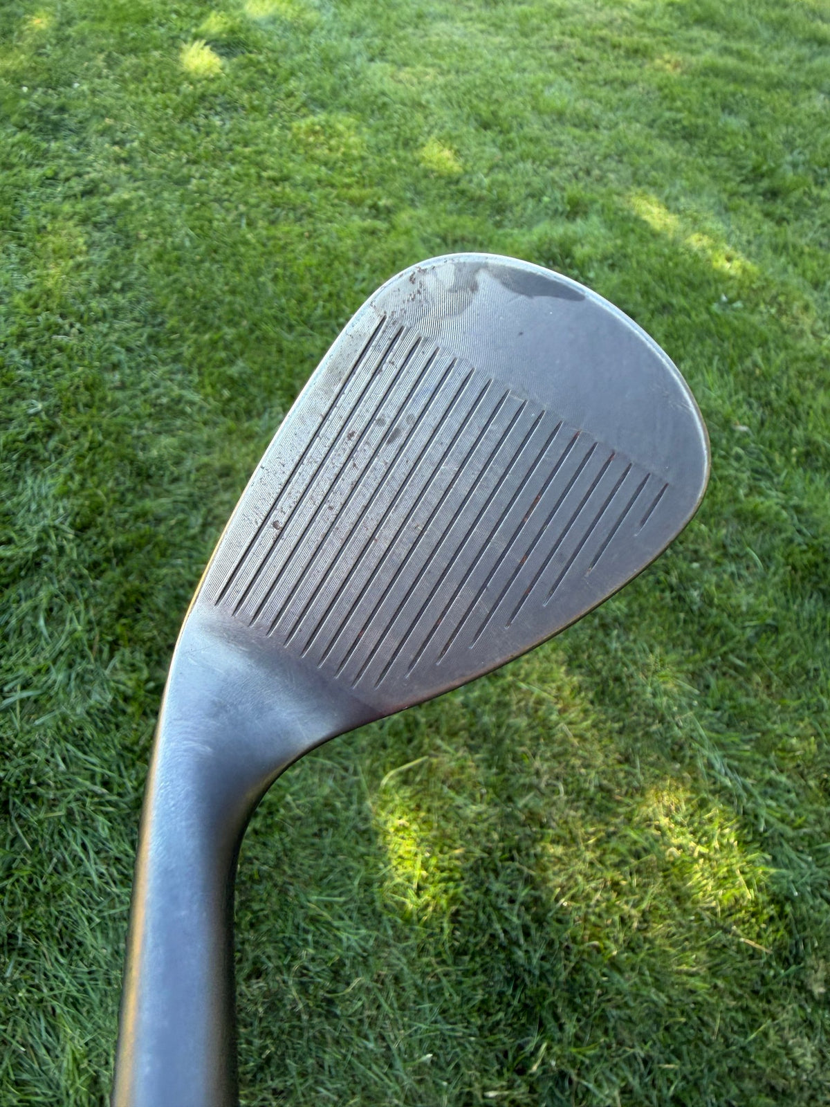 Titleist Vokey SM8 Jet Black Sand Wedge 56° / 8 Wedge Flex 35.5" — photo 2