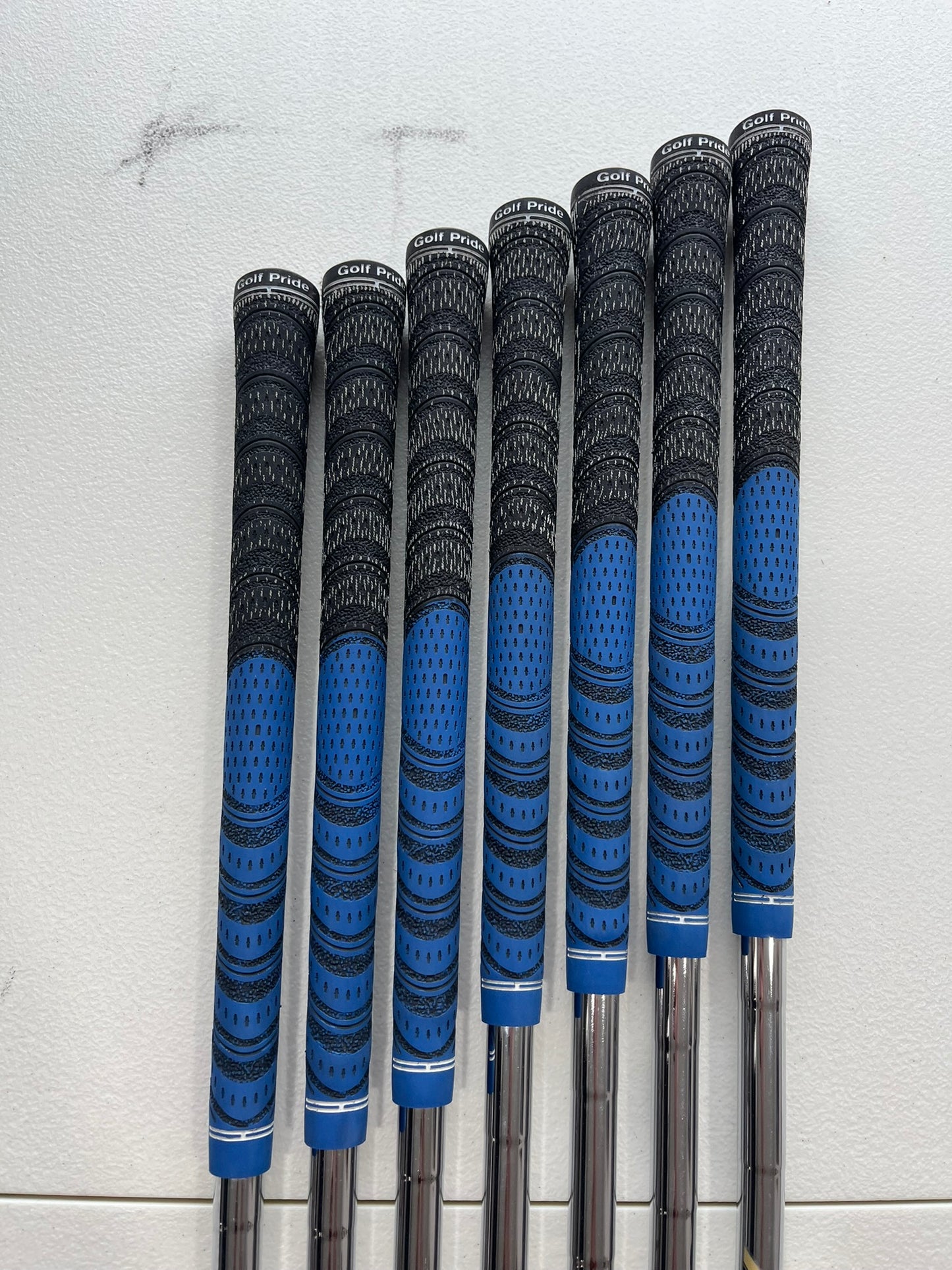 Srixon ZX7 Tour Issue Iron Set 4-PW X100 Extra Stiff Flex Standard