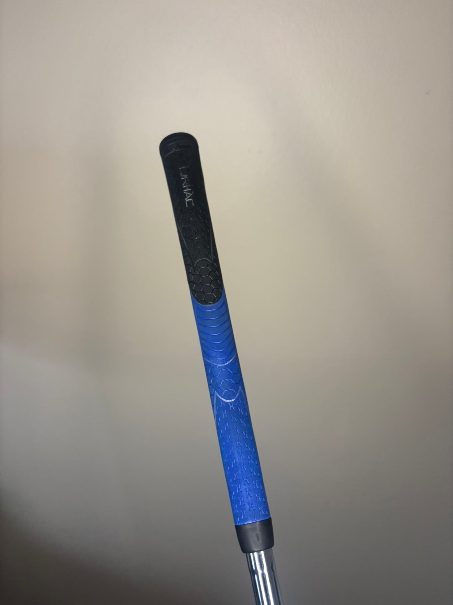 Taylormade SIM2 Max Gap Wedge 49° DG 120g S300 Stiff Flex 35.75″ NICE