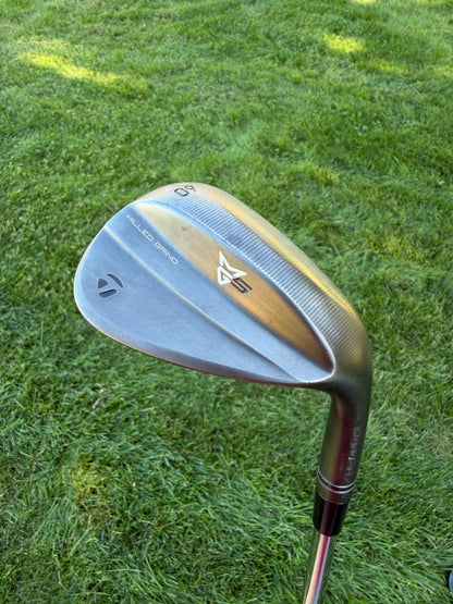 TaylorMade Milled Grind 5 Charcoal Lob Wedge 60°/09 DG Tour Issue Wedge Flex 35"