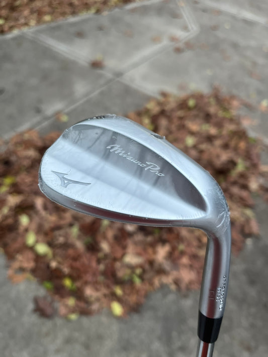 Mizuno Pro T-1 Satin Lob Wedge 58° / 10 Tour Issue S400 Stiff Flex 35.25″ NEW