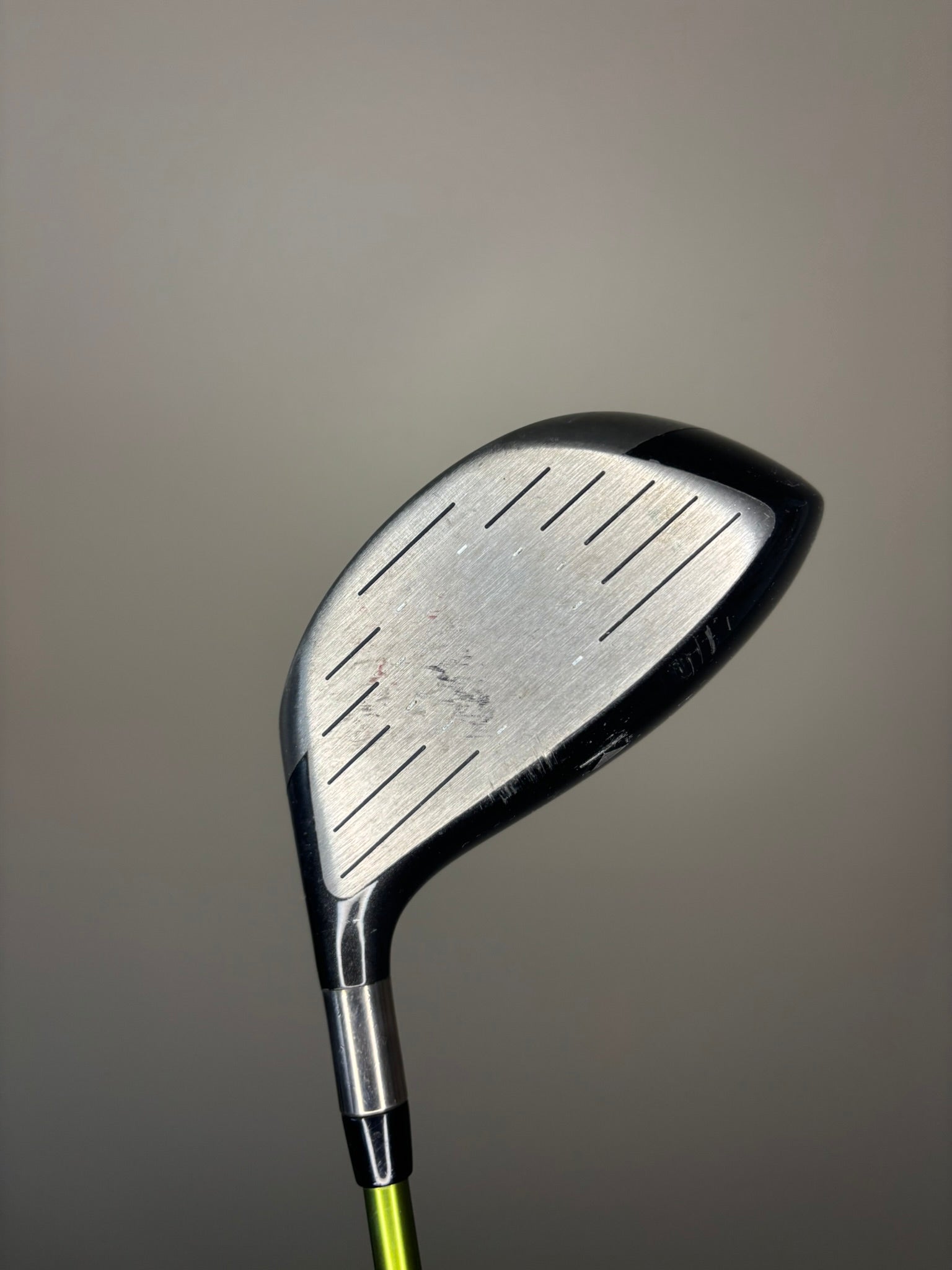 Photo of Titleist 905 T Driver 9.5° Stiff Flex Aldila Nv 65