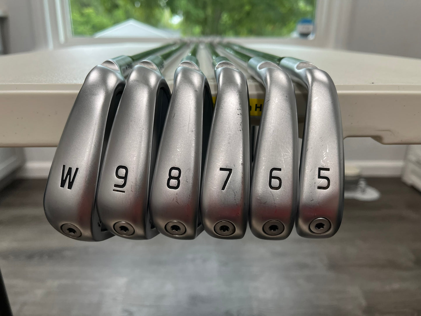 Ping i230 Iron Set 5-PW Black Dot KBS Tour 130 Extra Stiff Flex +3/4″ NICE