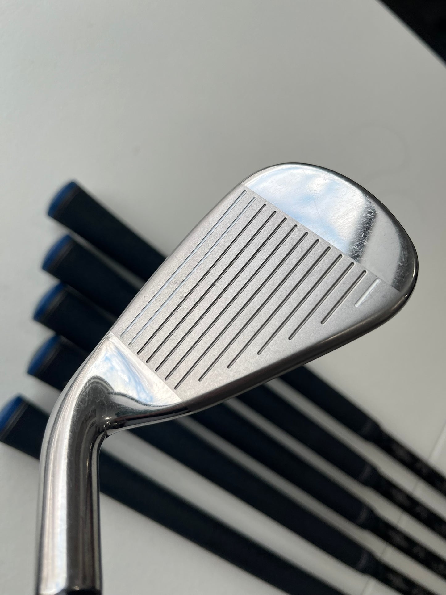 Callaway XR Iron Set 5-PW Fubuki AT 50 Senior Flex +1/4″ NICE