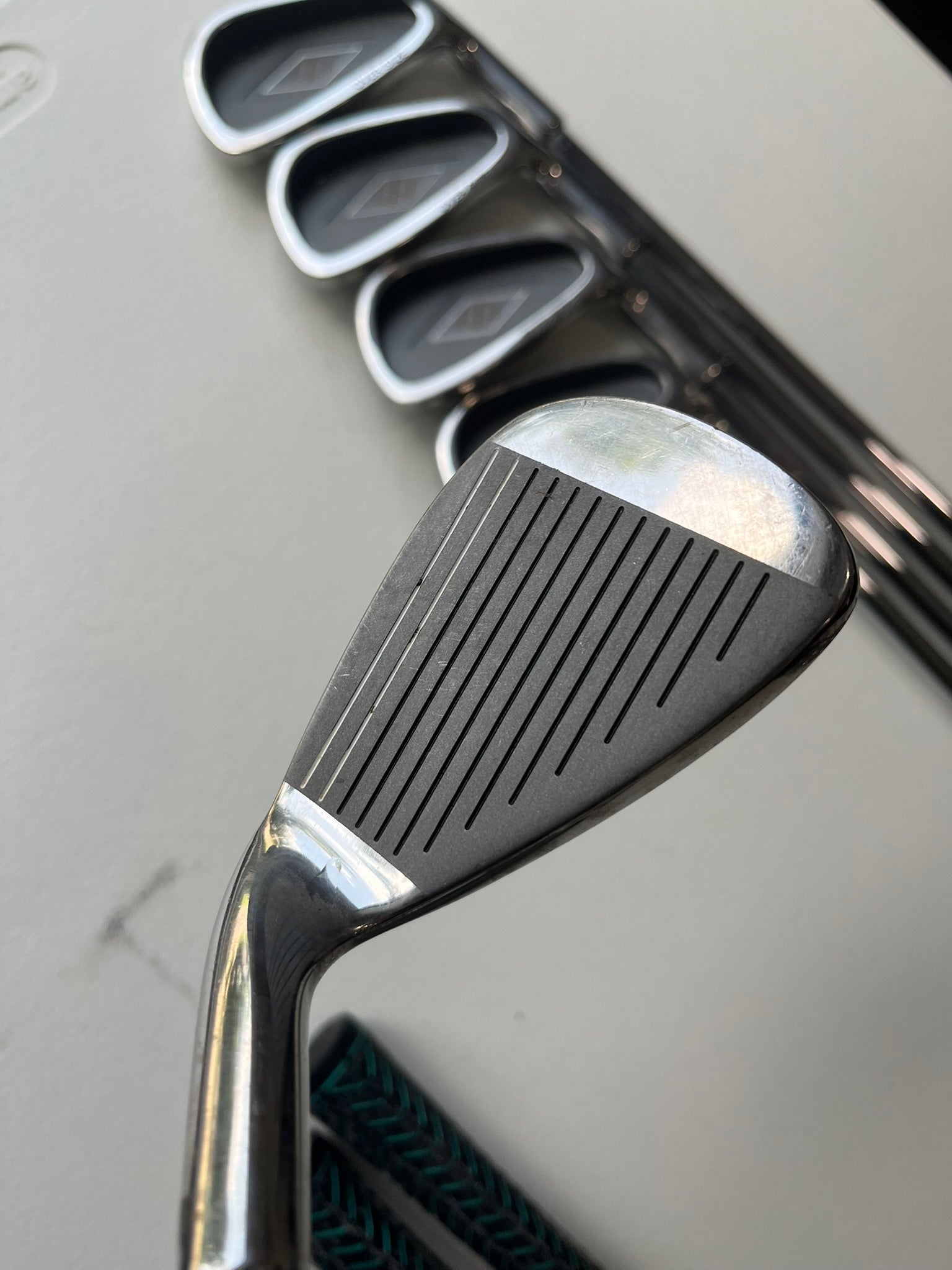 Photo of Double Diamond Oversize Iron Set Regular Flex True Temper
