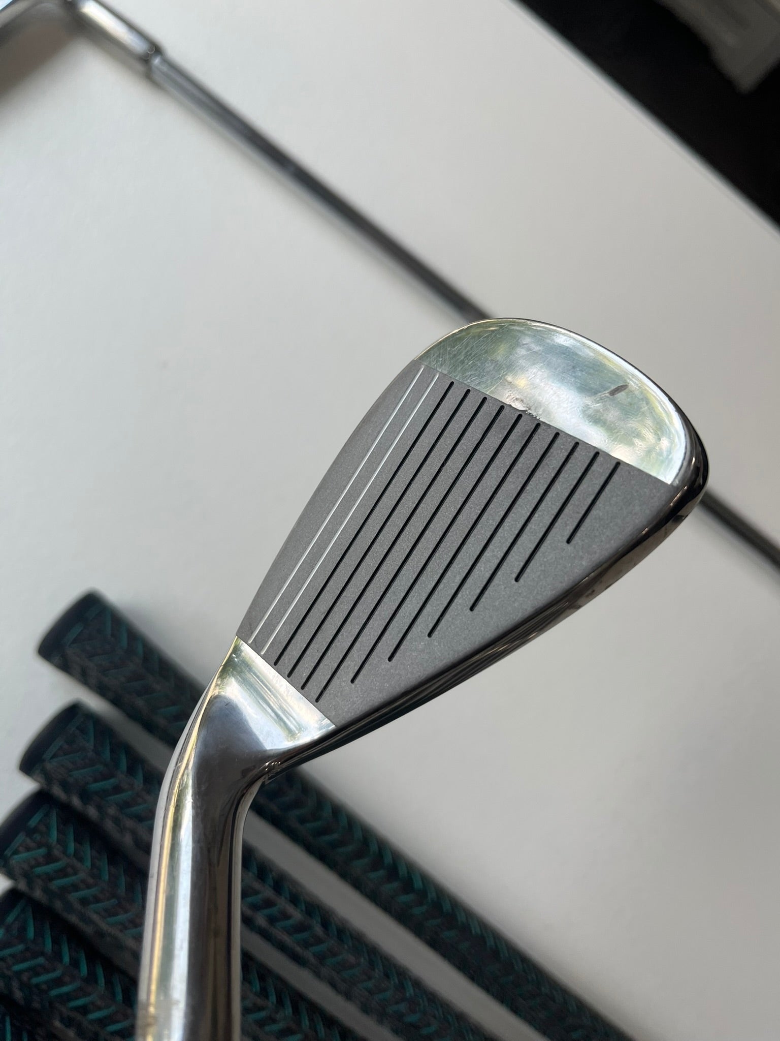 Photo of Double Diamond Oversize Iron Set Regular Flex True Temper