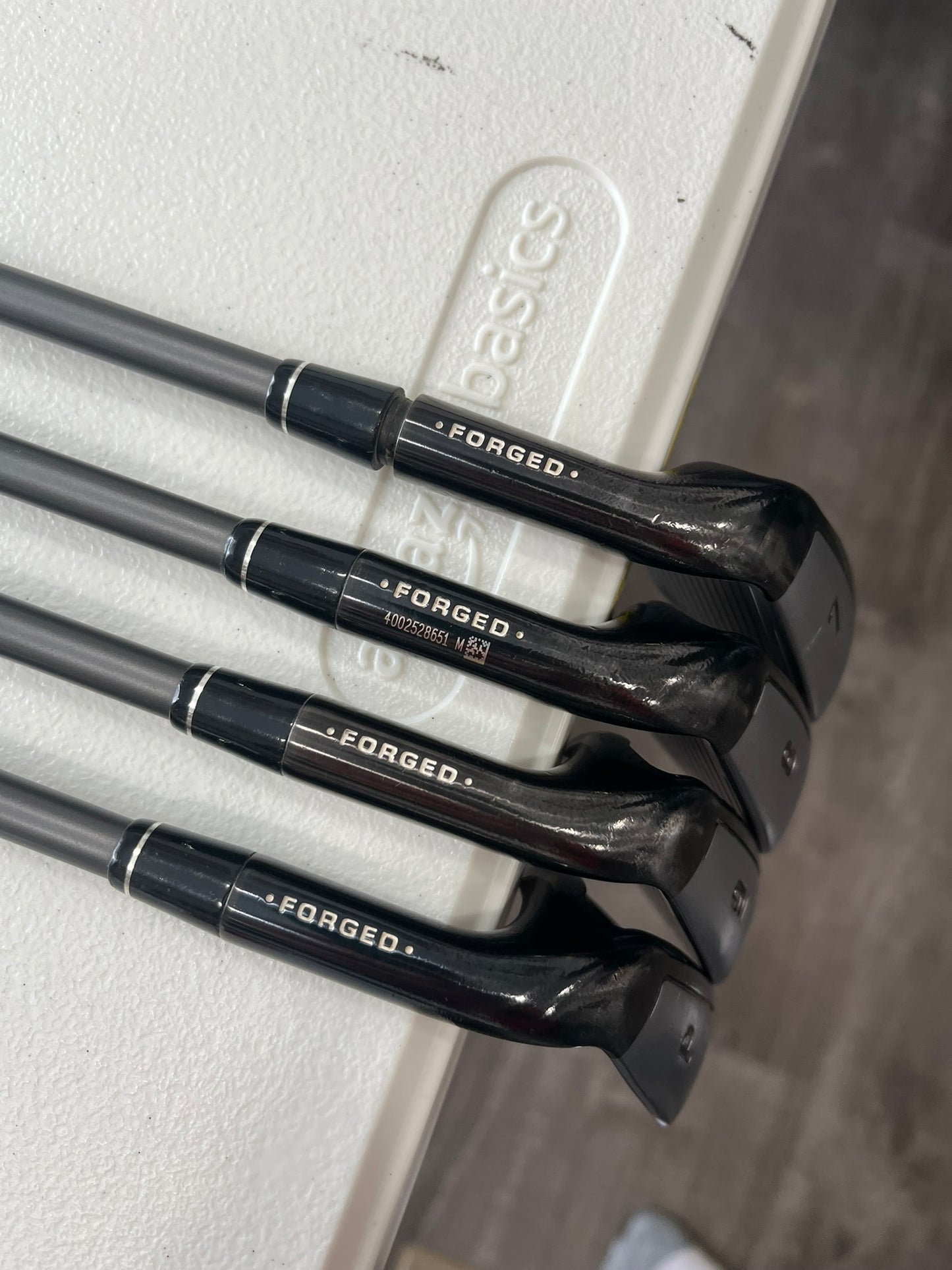 Callaway Razr XF Iron Set 7-PW Stiff Flex +2″ NICE