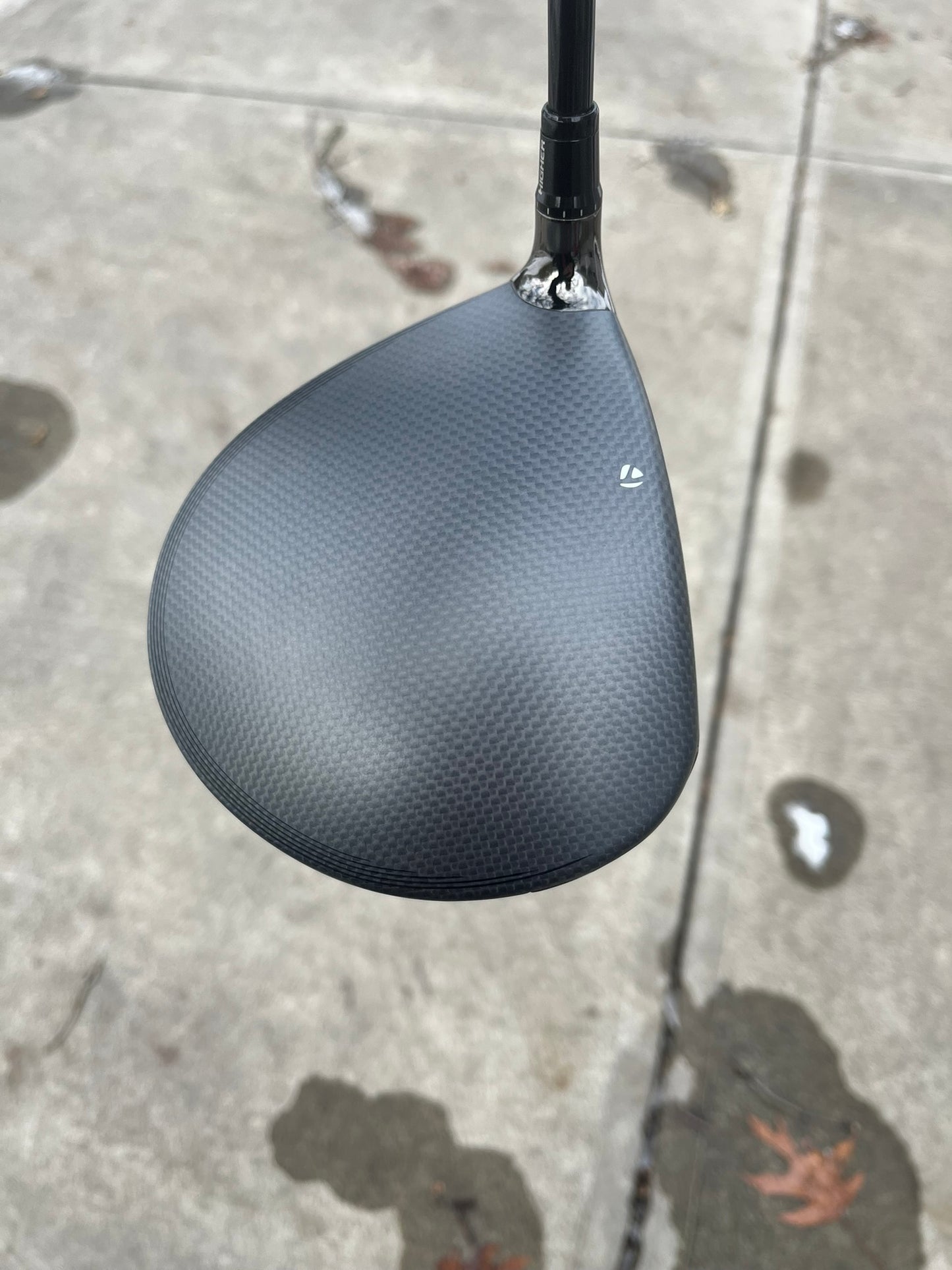 Taylormade Qi35 Driver 10.5° Hzrdus Black Stiff Flex 44.5″ NEAR MINT