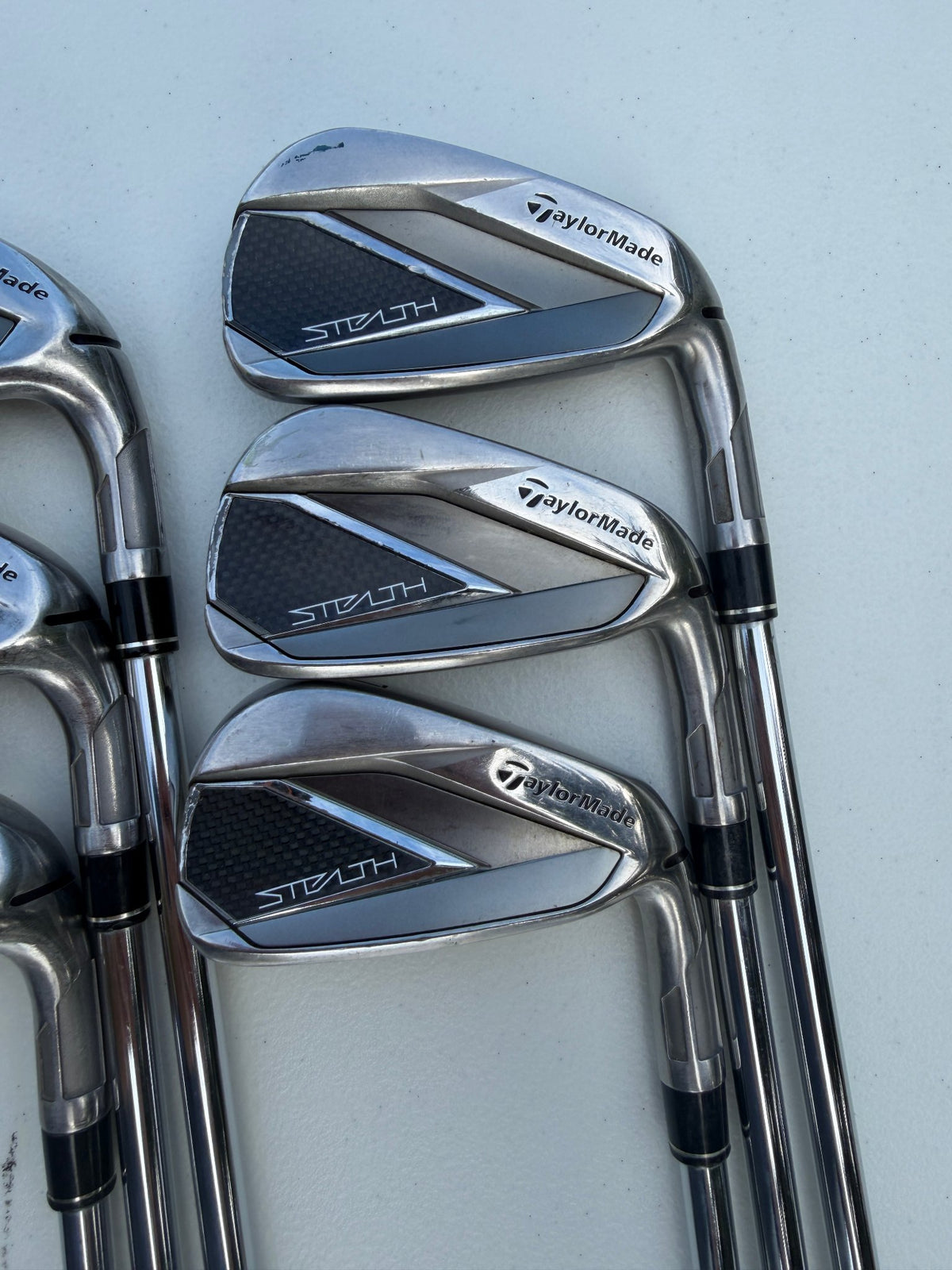 TaylorMade Stealth Iron Set 5-PW Dynamic Gold S300 Stiff Flex NICE — photo 3