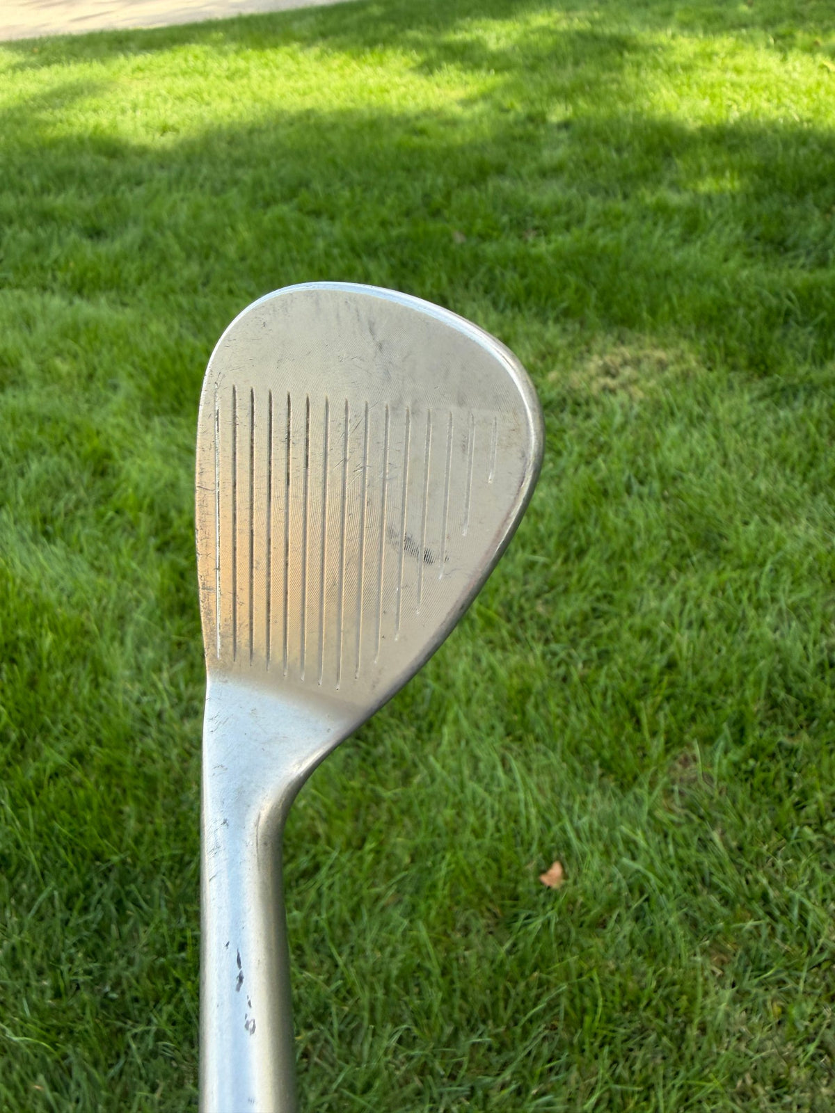 Ping Tour Gorge Sand Wedge 54° Green Dot KBS Tour 120 Stiff Flex 36" — photo 3
