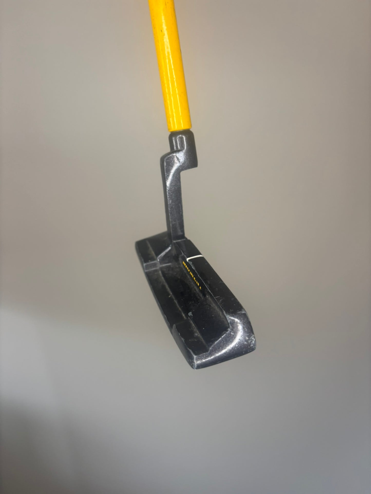 Momentus Heavy Trainer Putter 34.5″