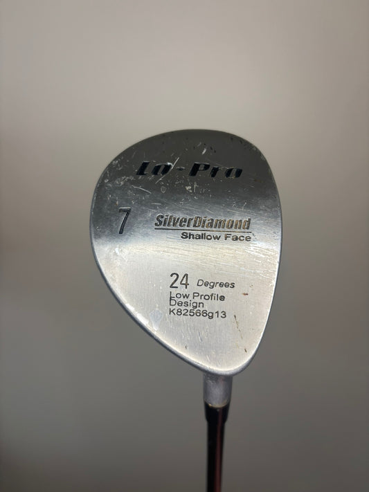 Lo-Pro Silver Diamond 7-Wood 24° Oracle Graphite Regular Flex 42″ Grip WORN