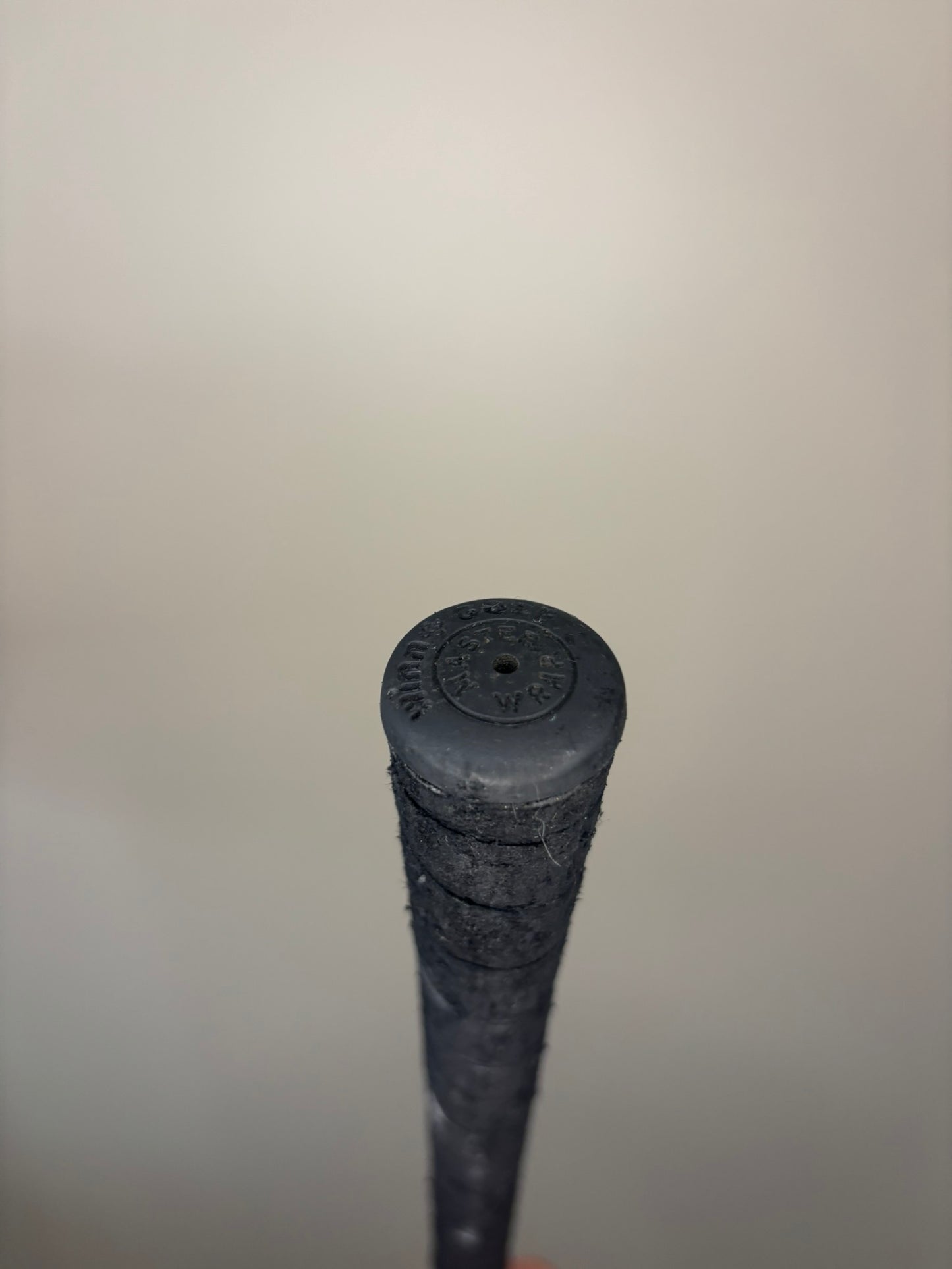 Lo-Pro Silver Diamond 7-Wood 24° Oracle Graphite Regular Flex 42″ Grip WORN