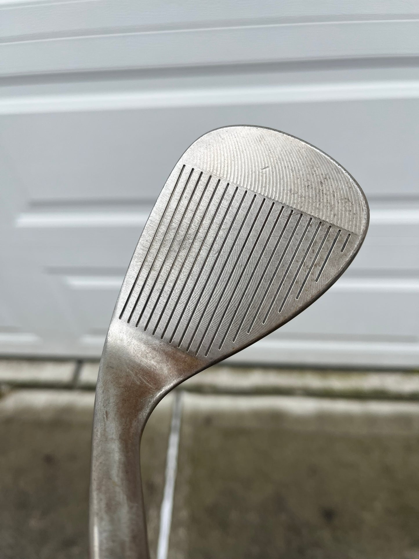 Cleveland Tour Issue RTX ZipCore Raw Sand Wedge 54° / 10 S400 Stiff Flex 35.5″