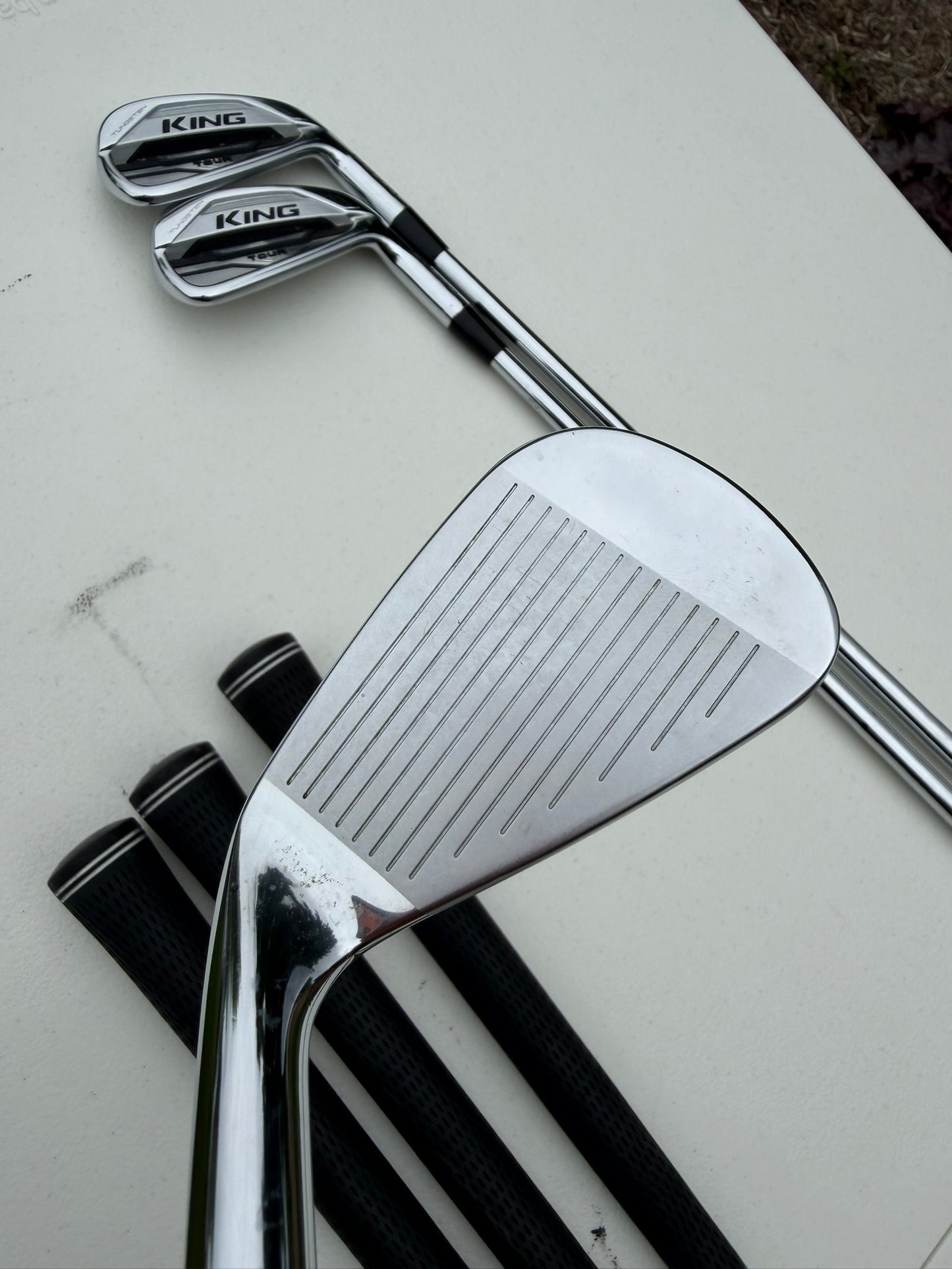 Photo of Cobra KING MIM Tour Iron Set Extra Stiff Flex Ns Pro Tour 105