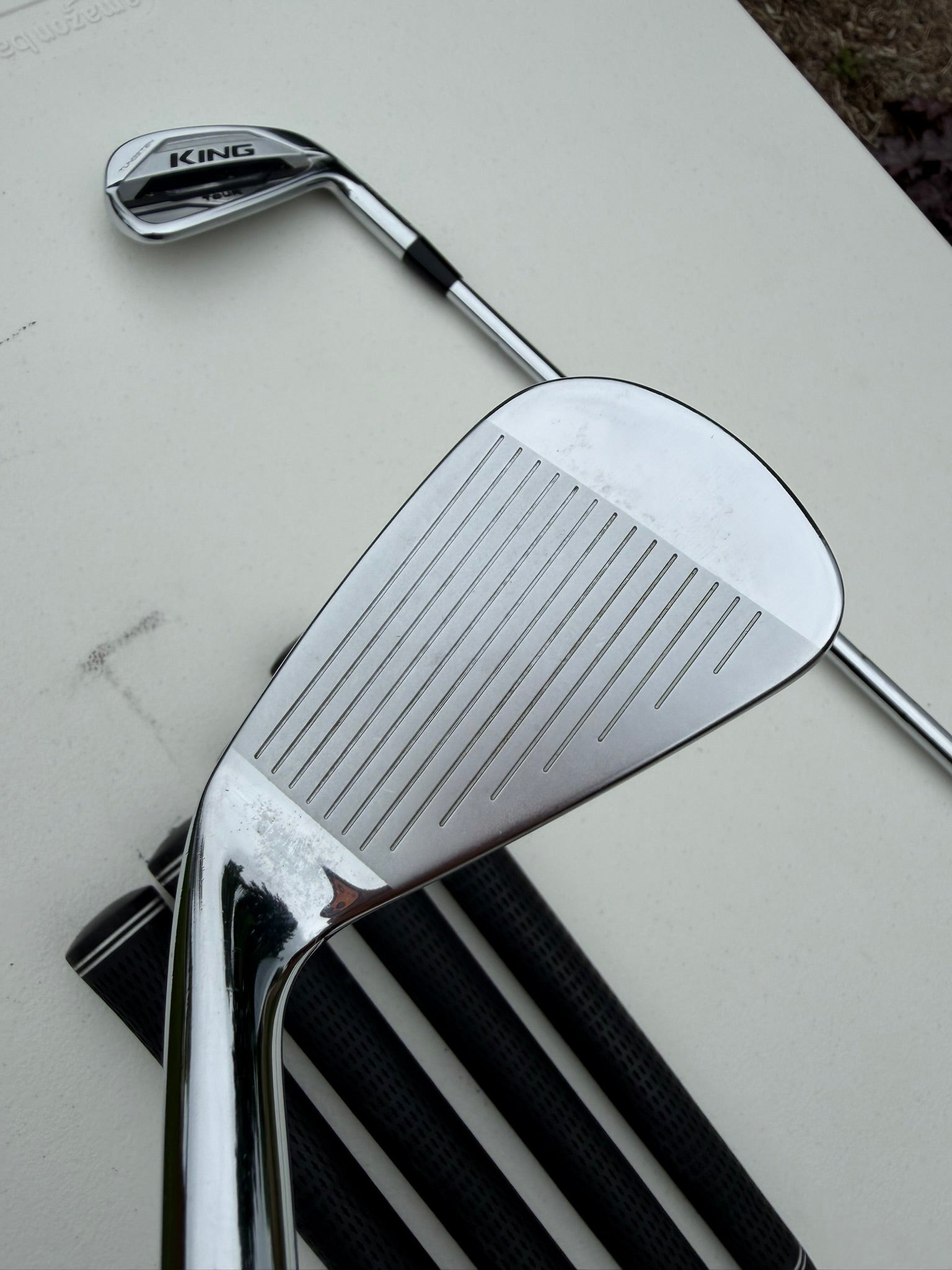 Photo of Cobra KING MIM Tour Iron Set Extra Stiff Flex Ns Pro Tour 105